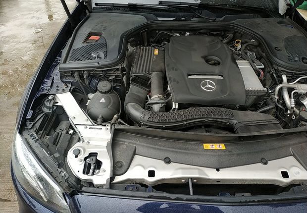 奔驰E级 E200 2017款 2.0T 自动 汽油 运动型 (国Ⅴ) 
