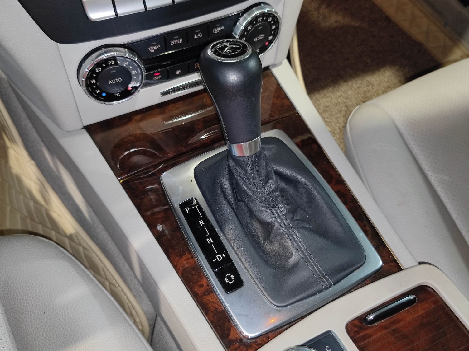 奔驰C级 2013款 C 260 CGI 优雅型