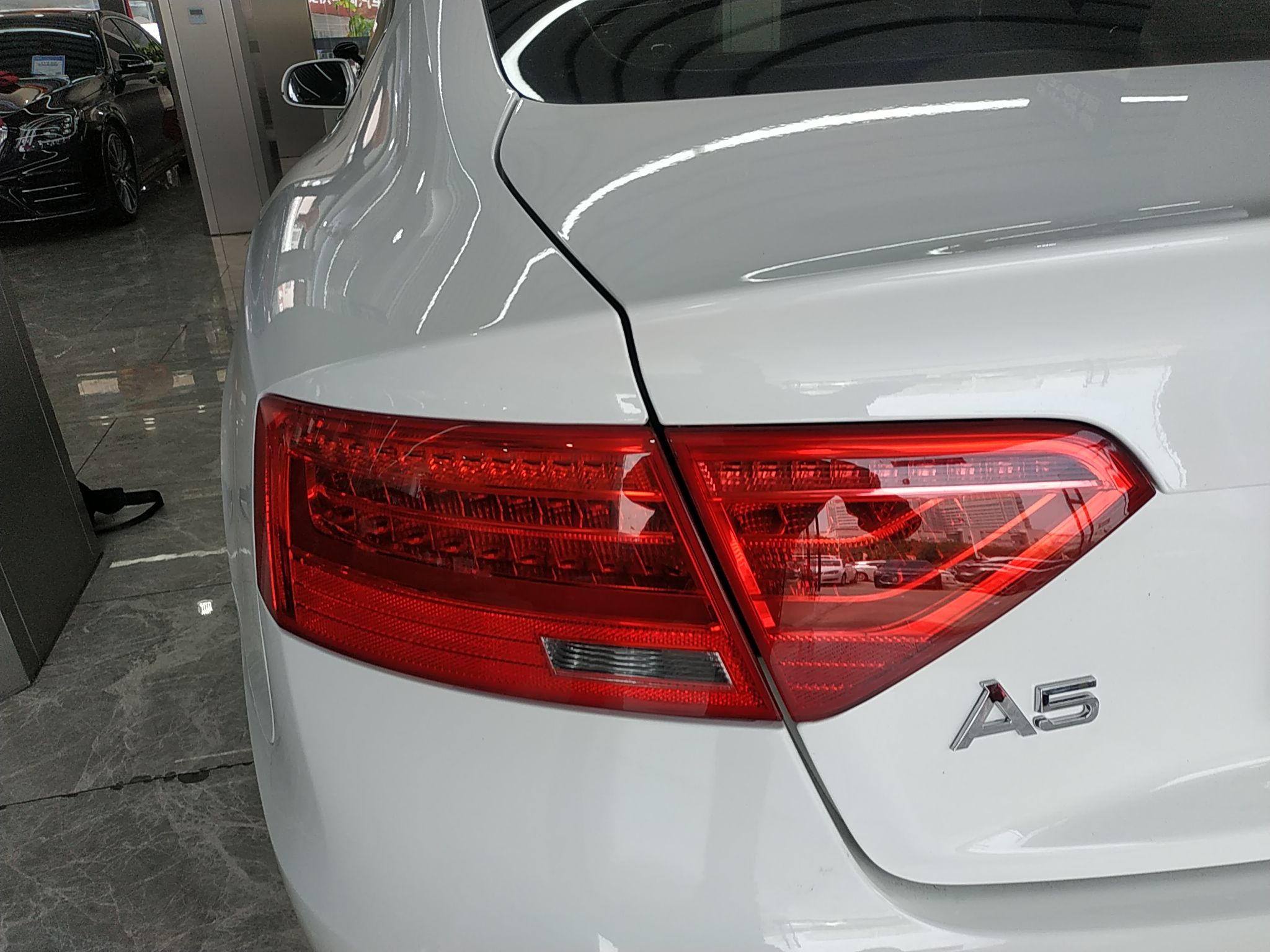 奥迪A5 2016款 改款 Sportback 45 TFSI 舒适型(进口)