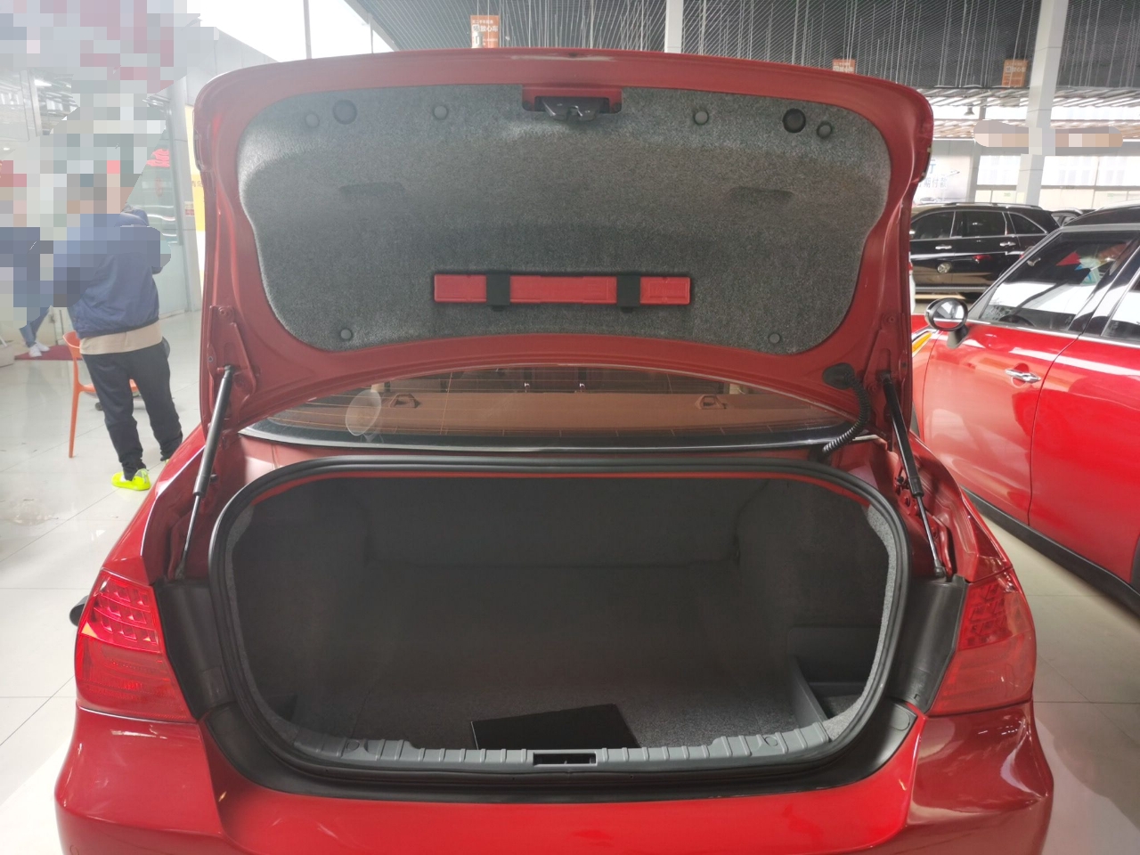 宝马3系 2011款 318i 领先型