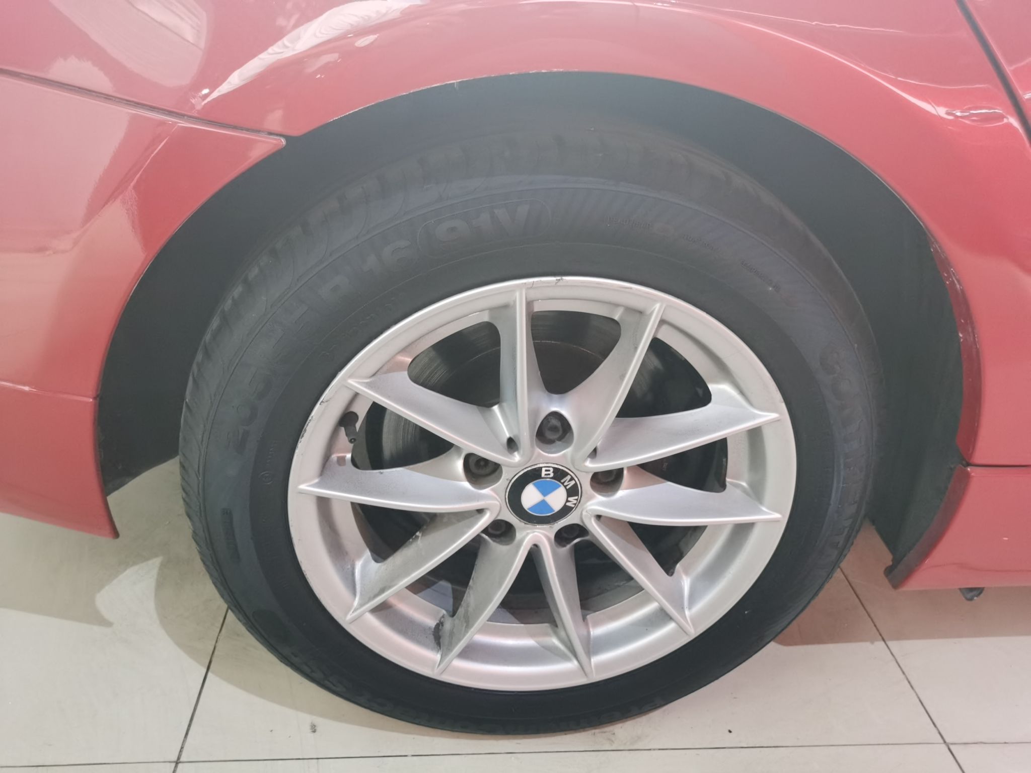 宝马3系 2011款 318i 领先型