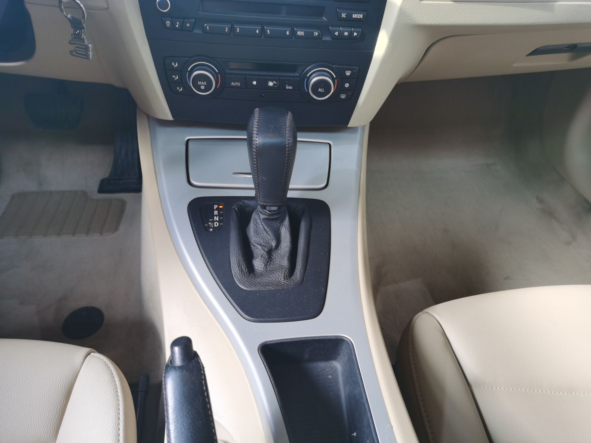 宝马3系 2011款 318i 领先型