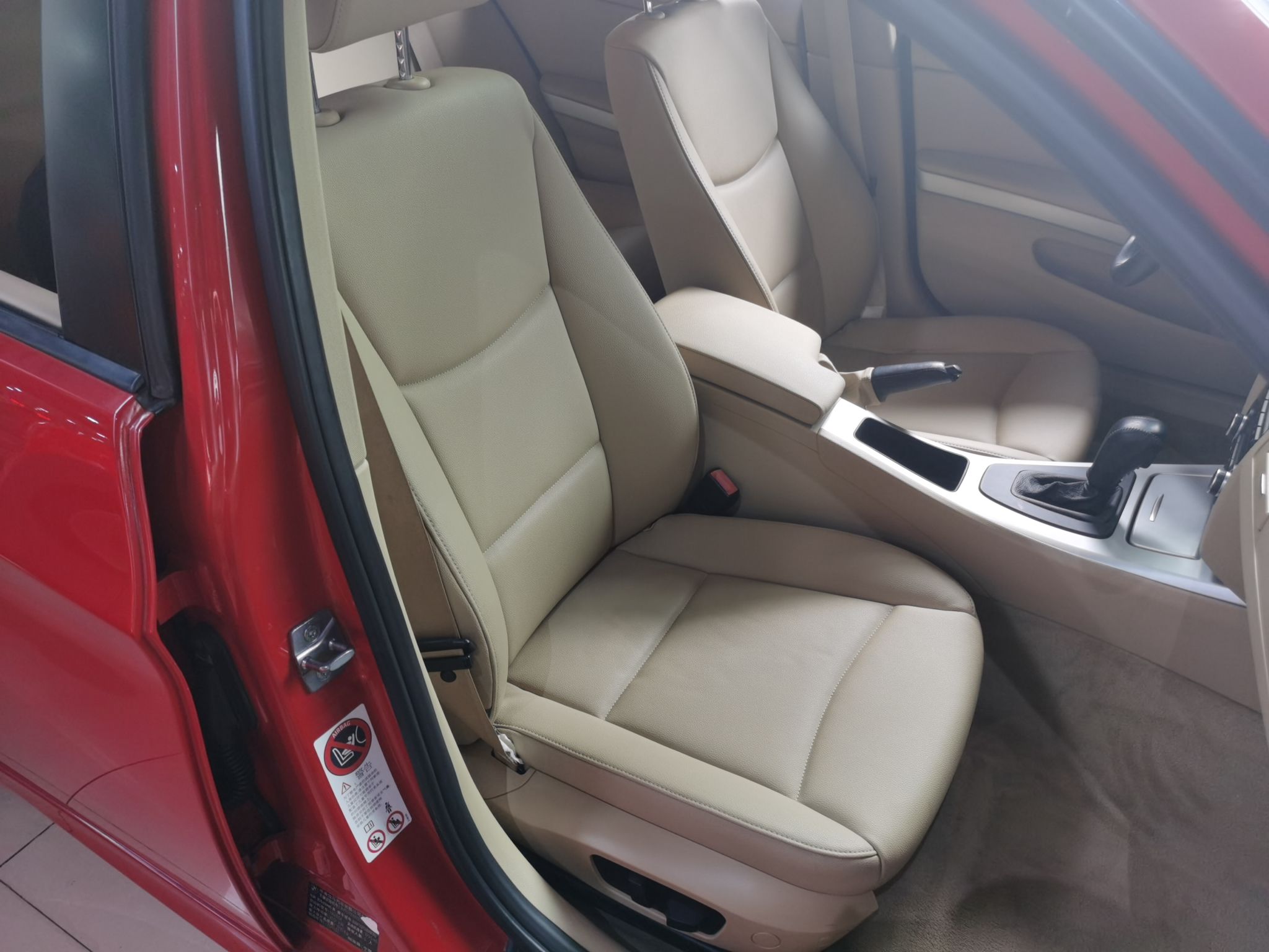 宝马3系 2011款 318i 领先型