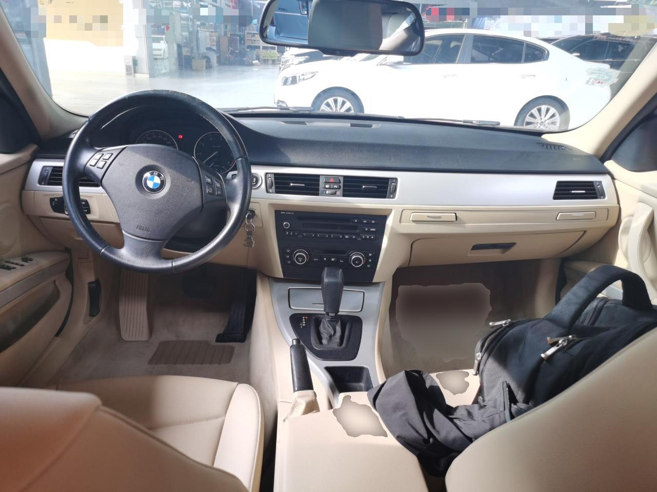 宝马3系 2011款 318i 领先型