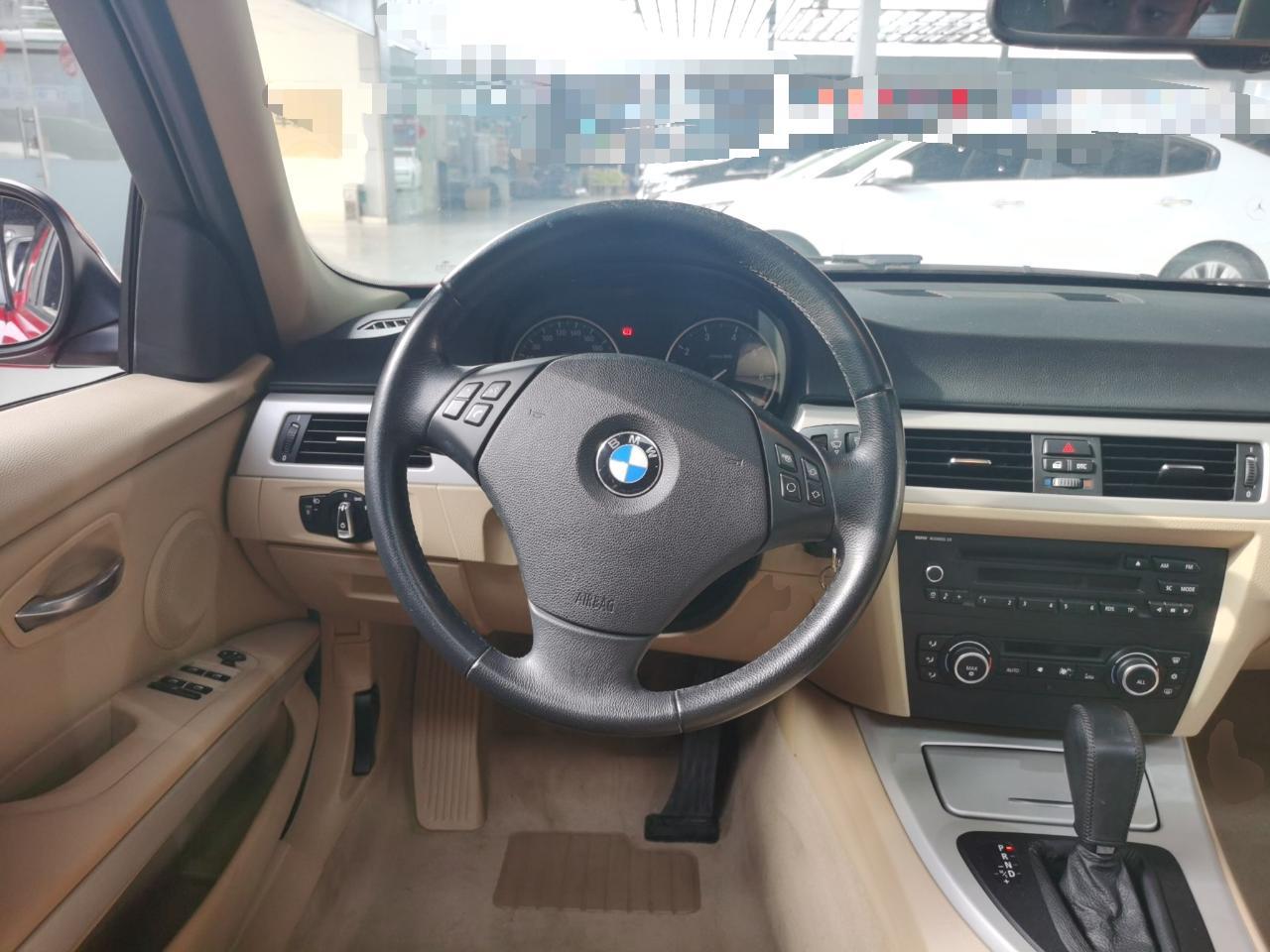 宝马3系 2011款 318i 领先型