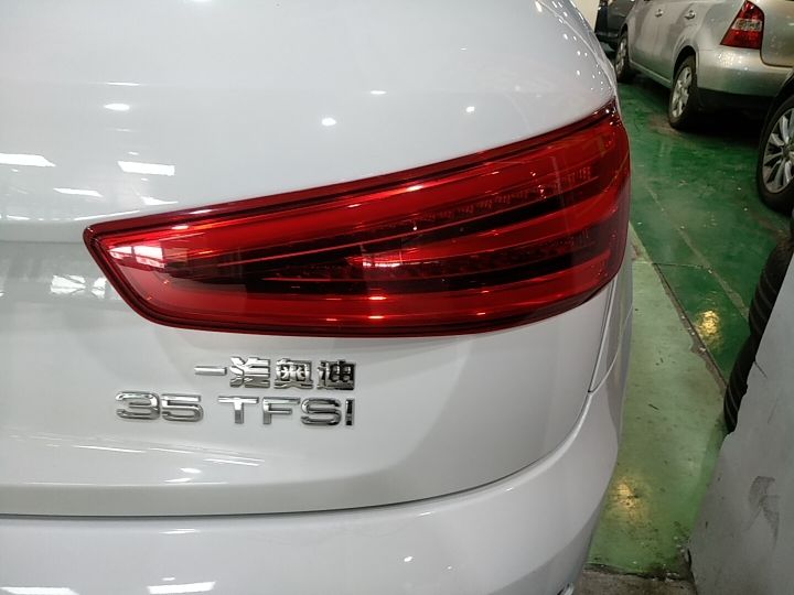 奥迪Q3 2013款 35 TFSI 舒适型