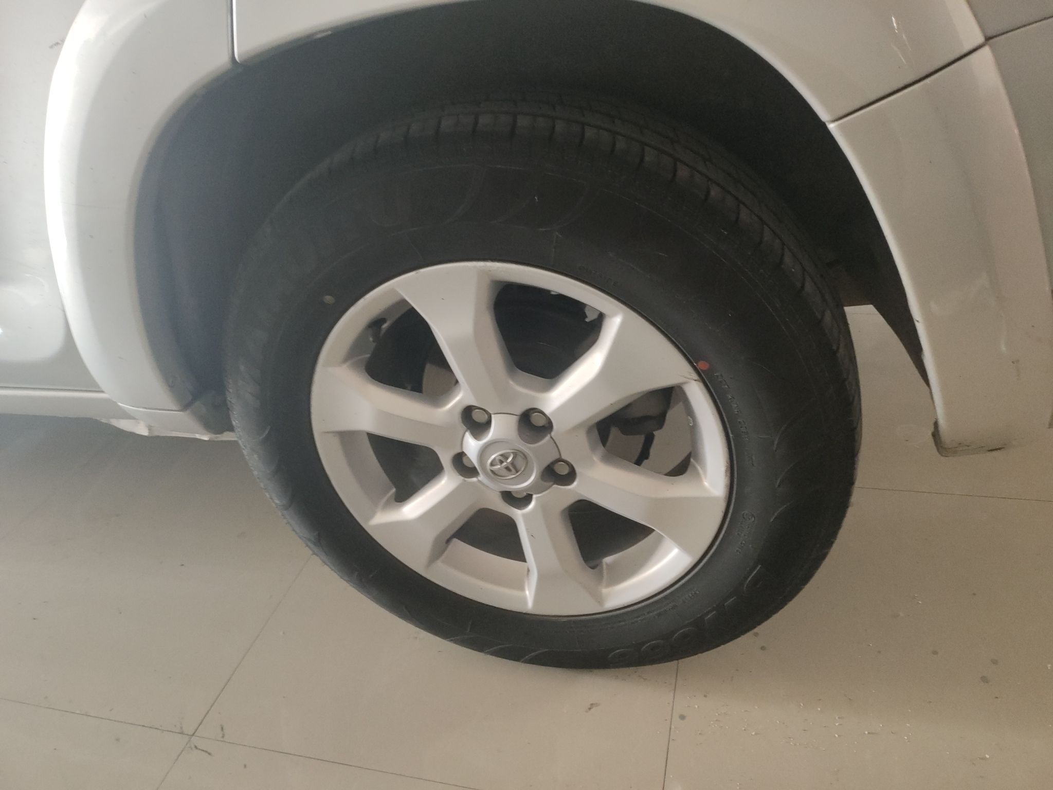 丰田 RAV4 2009款 2.4L 自动豪华版