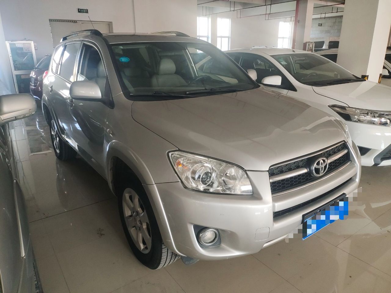 丰田 RAV4 2009款 2.4L 自动豪华版