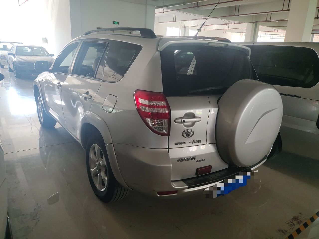 丰田 RAV4 2009款 2.4L 自动豪华版