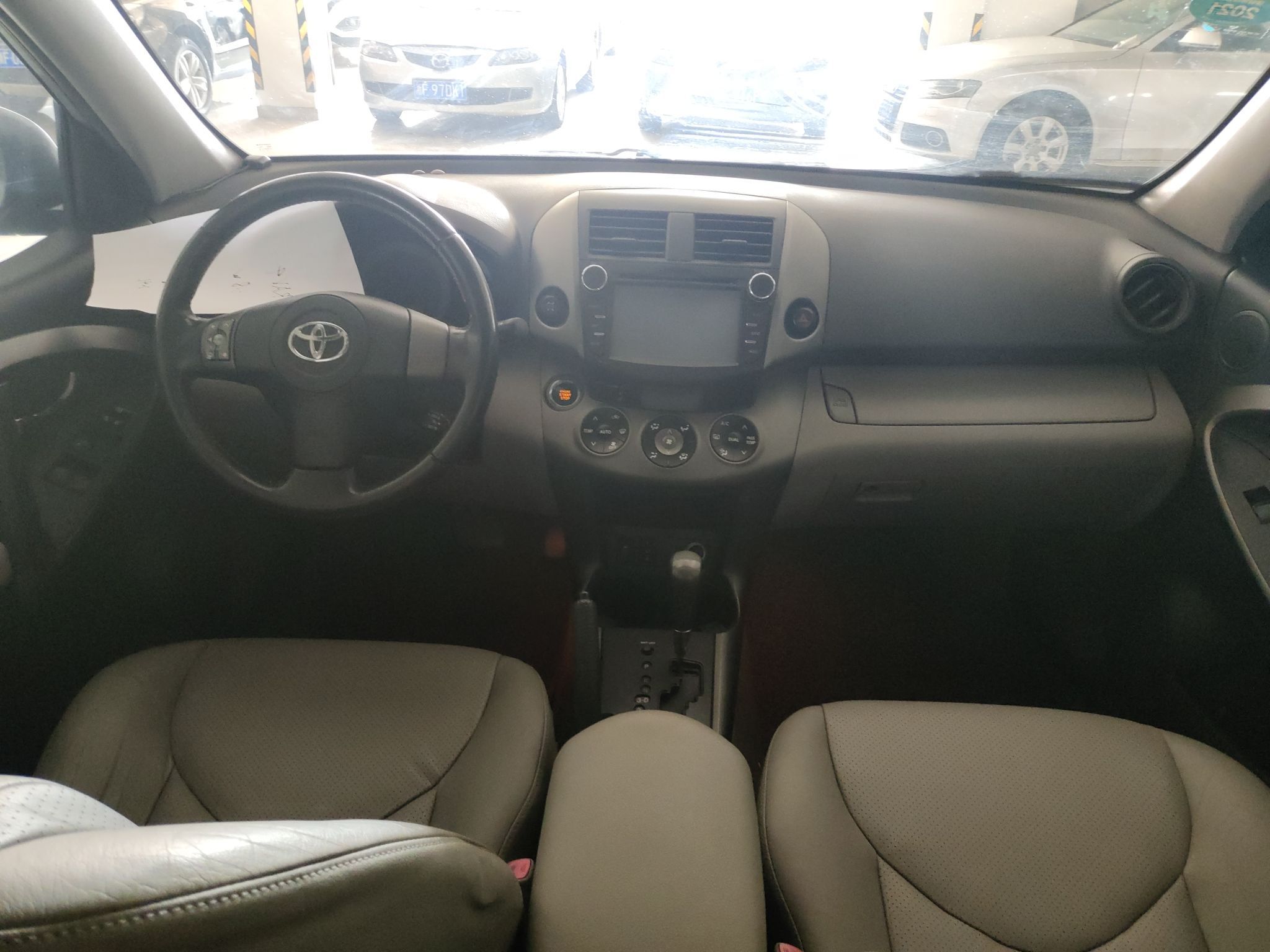 丰田 RAV4 2009款 2.4L 自动豪华版