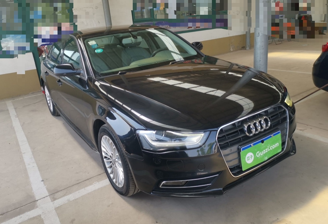 奥迪A4L 2015款 35 TFSI 自动舒适型