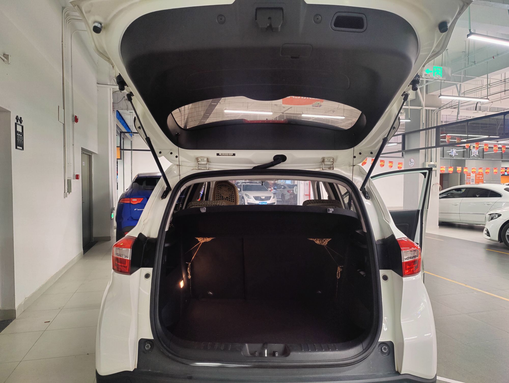 长安CS15 2016款 1.5L 自动时尚版