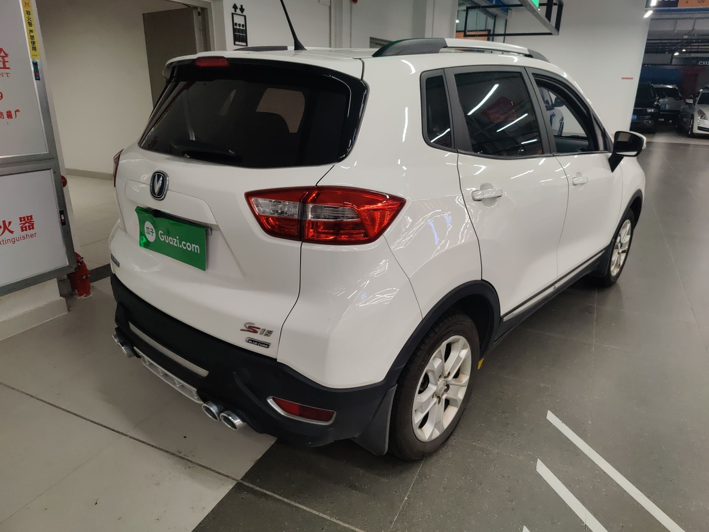 长安CS15 2016款 1.5L 自动时尚版