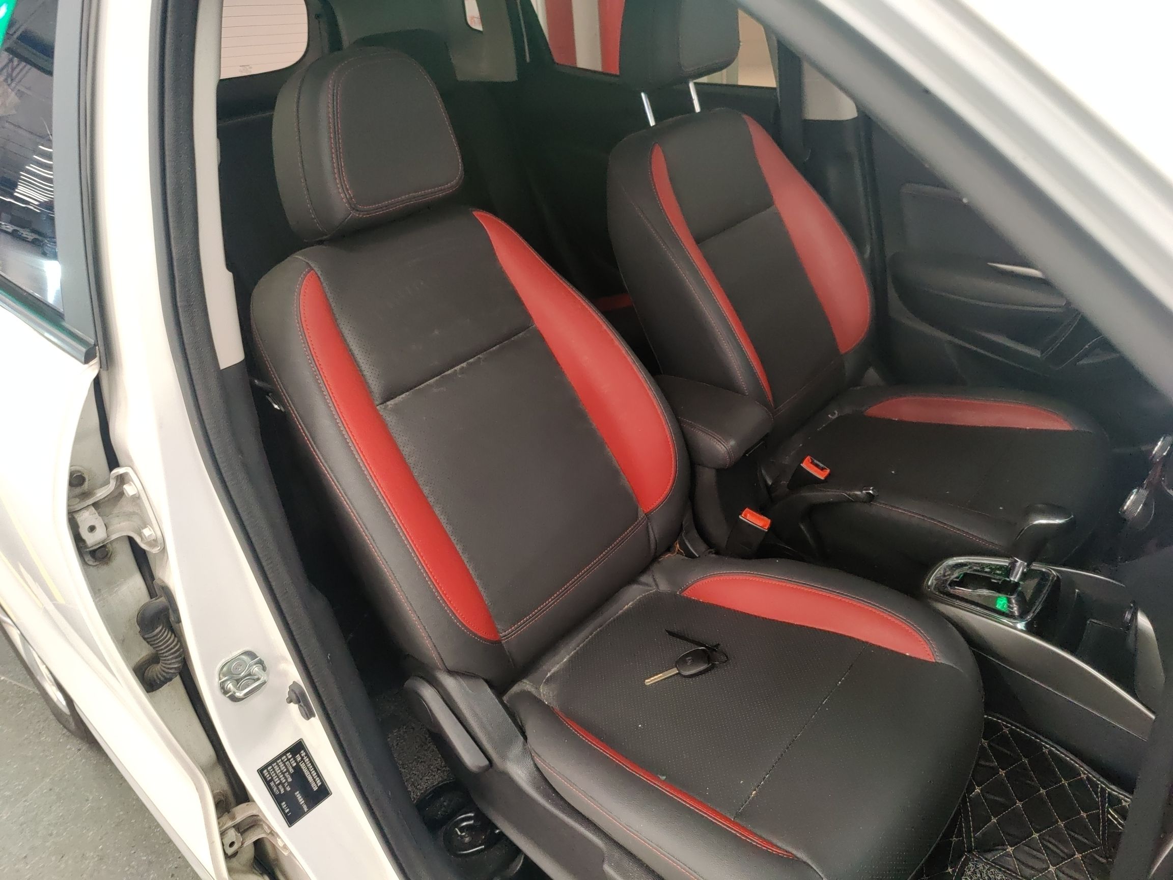 长安CS15 2016款 1.5L 自动时尚版