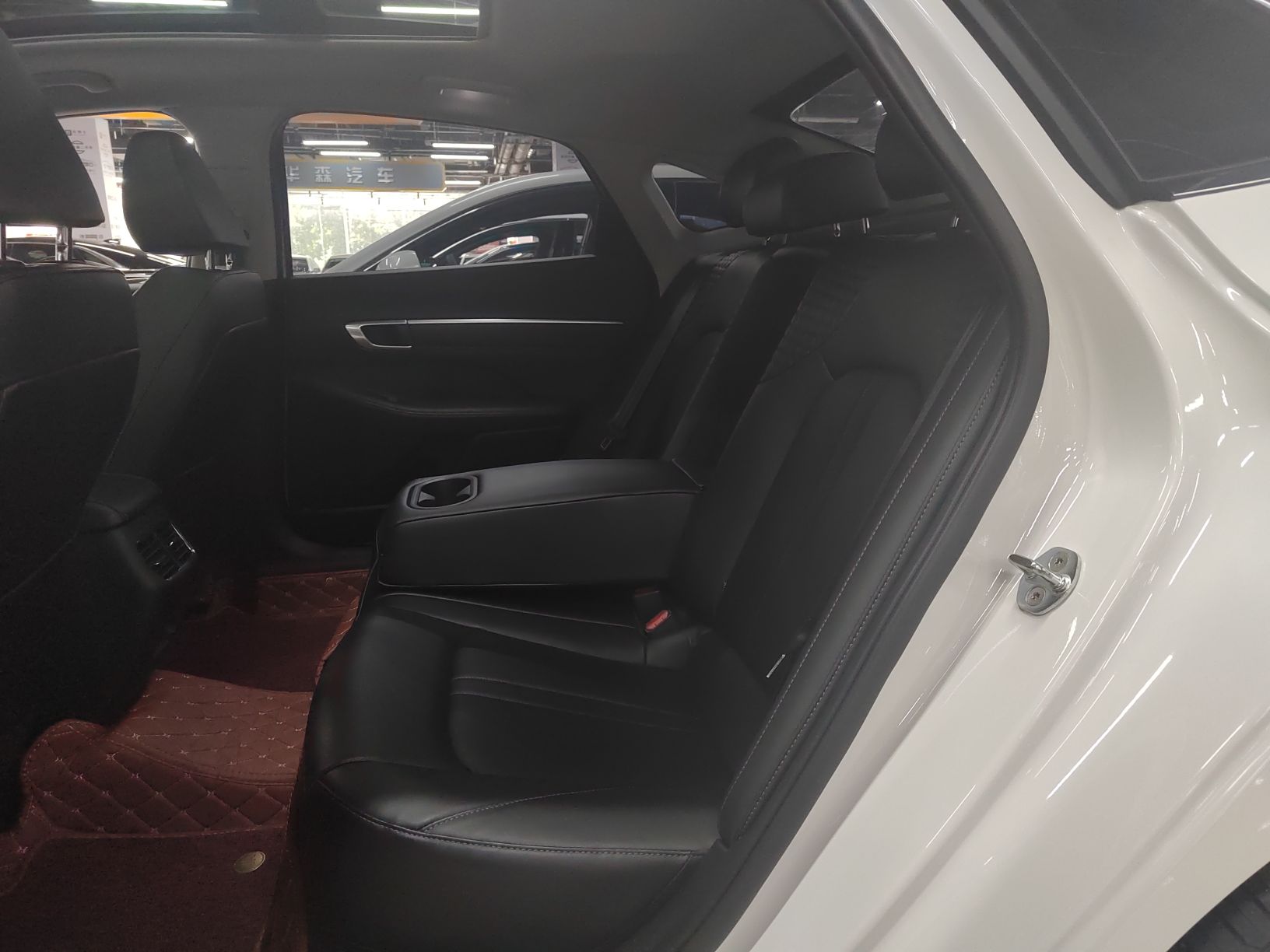 现代 索纳塔 2020款 270TGDi GLS DCT精英版