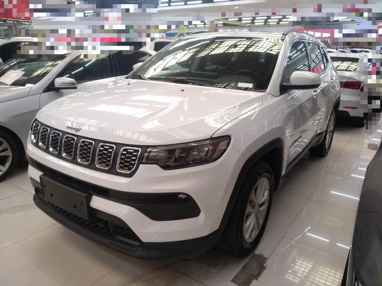 Jeep 指南者 2021款 220T 自动精英版