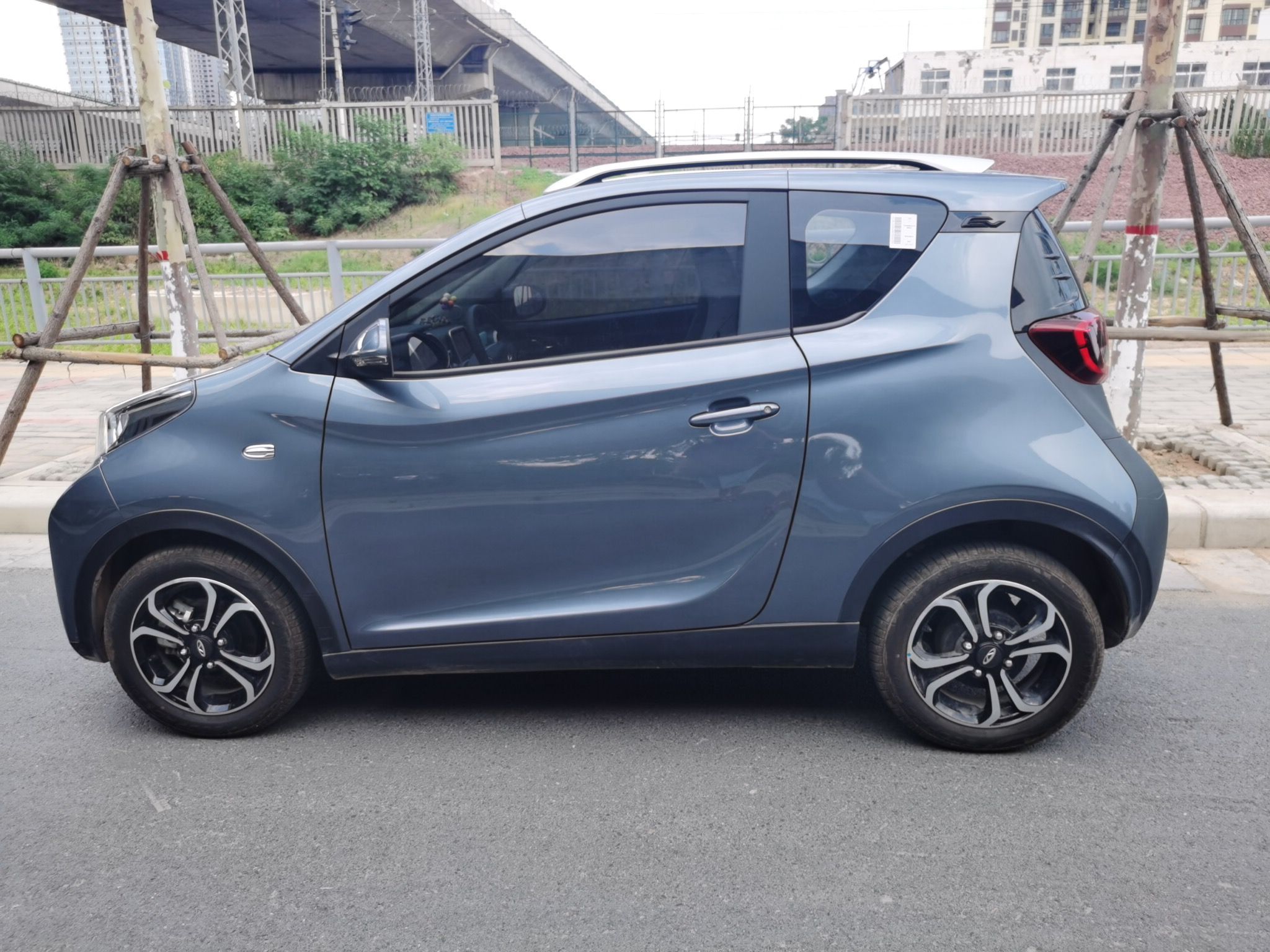 奇瑞 小蚂蚁 2021款 20万蚁粉款 元气版 三元锂 301km