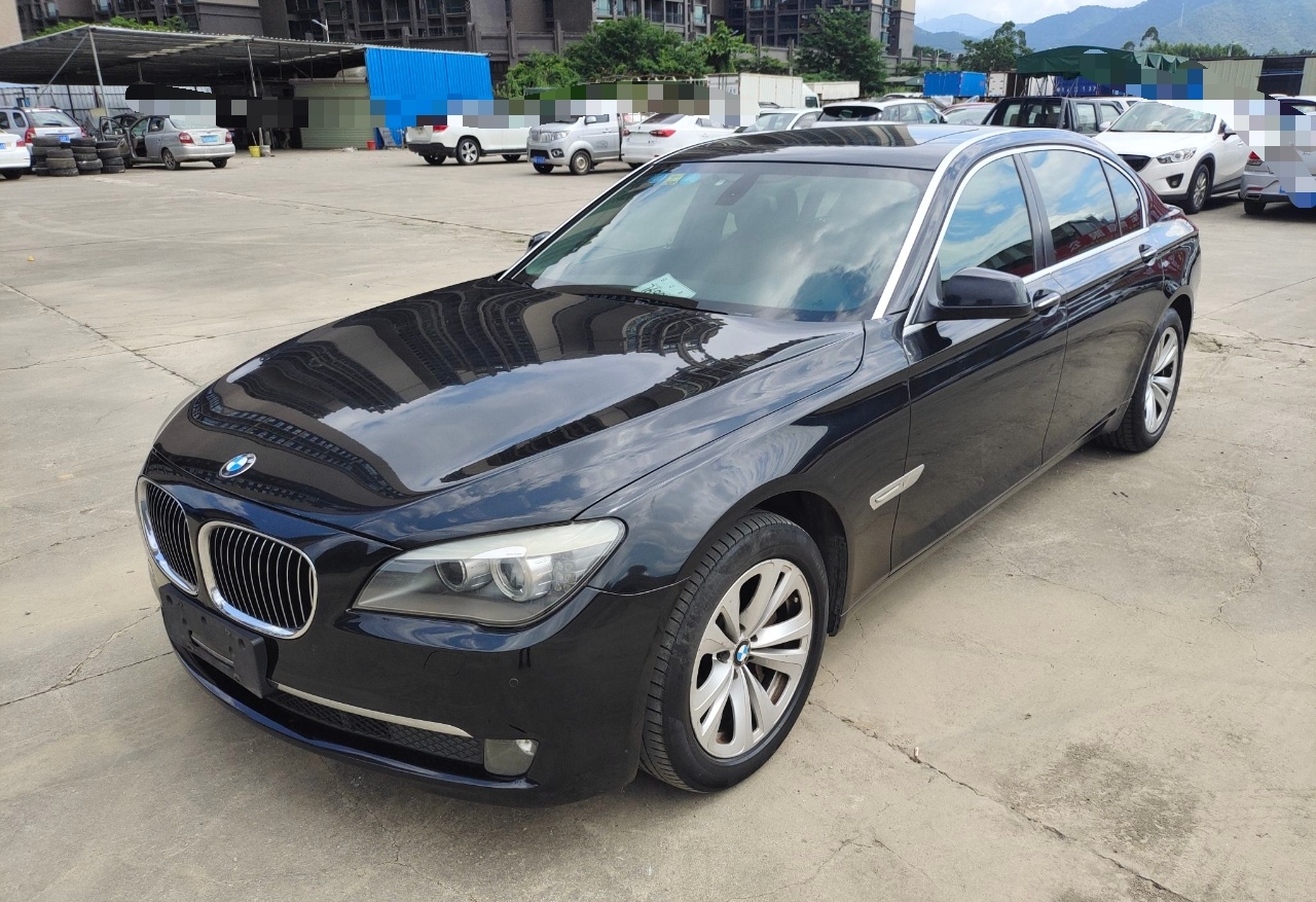 极氪001 2022款 长续航双电机 WE版