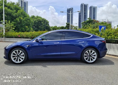 特斯拉 Model 3 2019款 标准续航后驱升级版