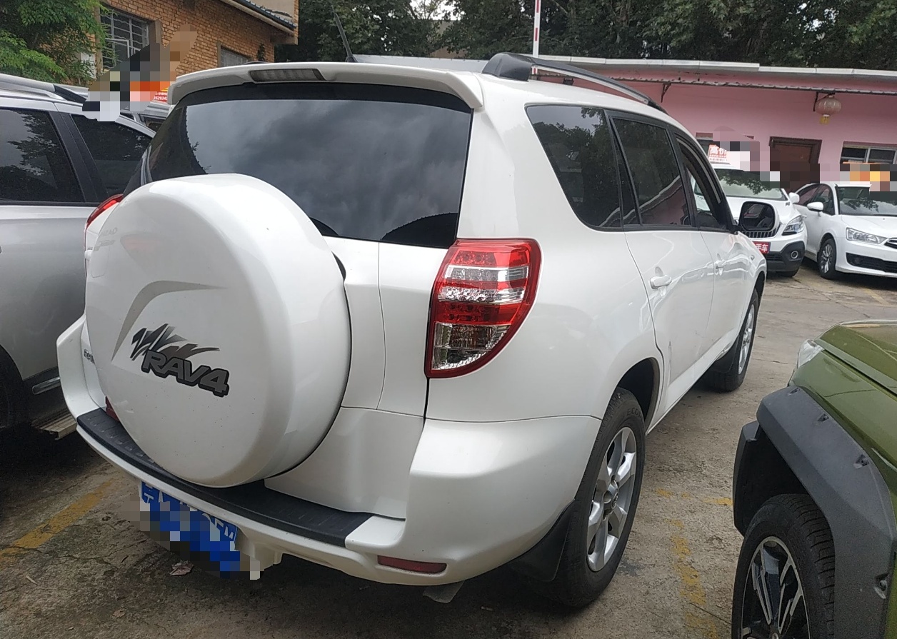 丰田 RAV4 2011款 2.0L 自动经典版