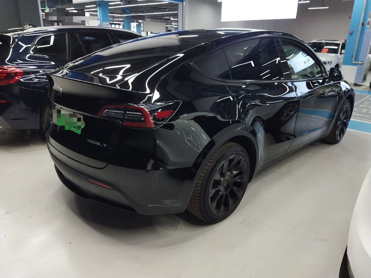 特斯拉 Model Y 2022款 长续航全轮驱动版