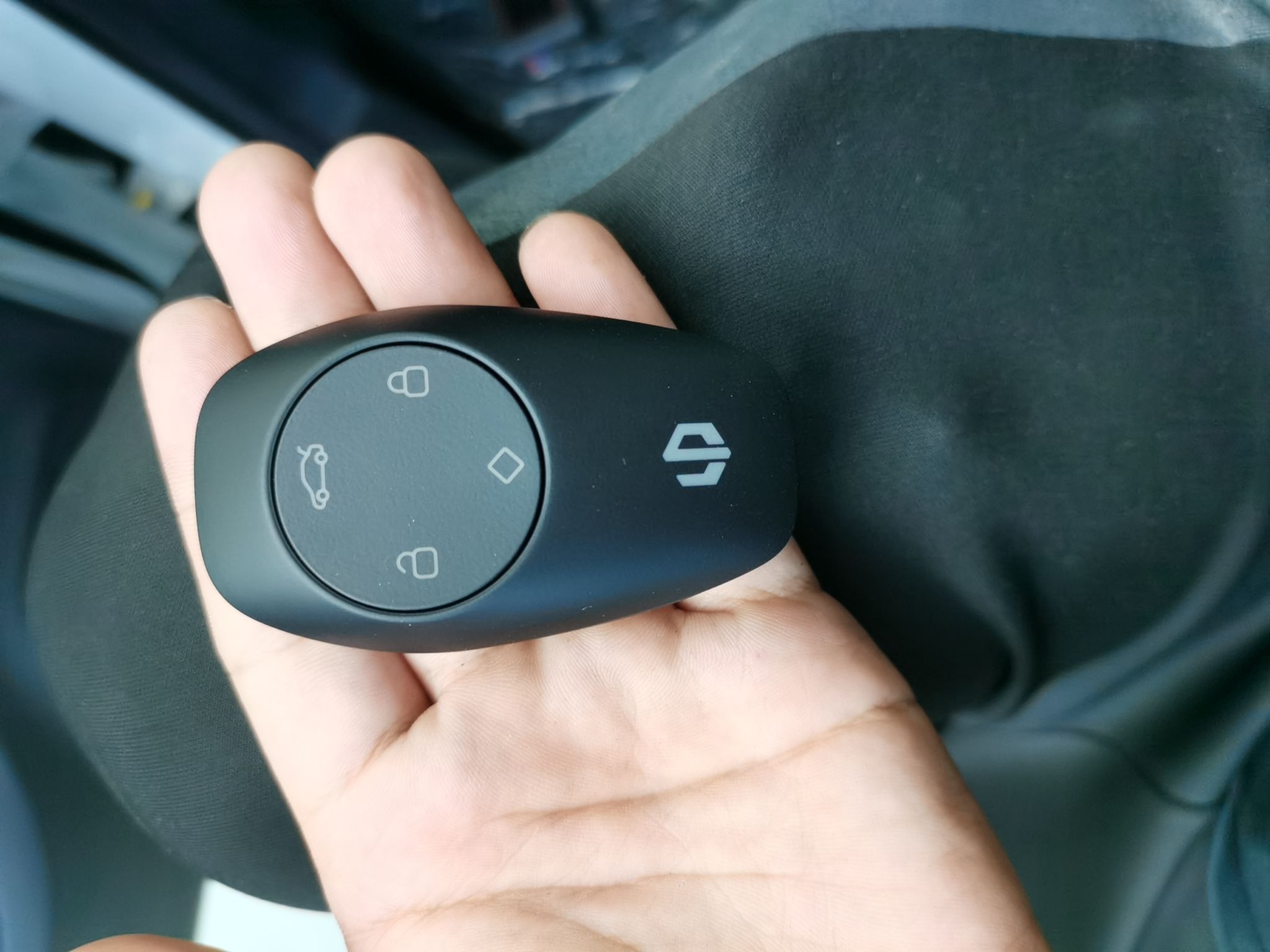 零跑汽车 零跑T03 2021款 400轻享版