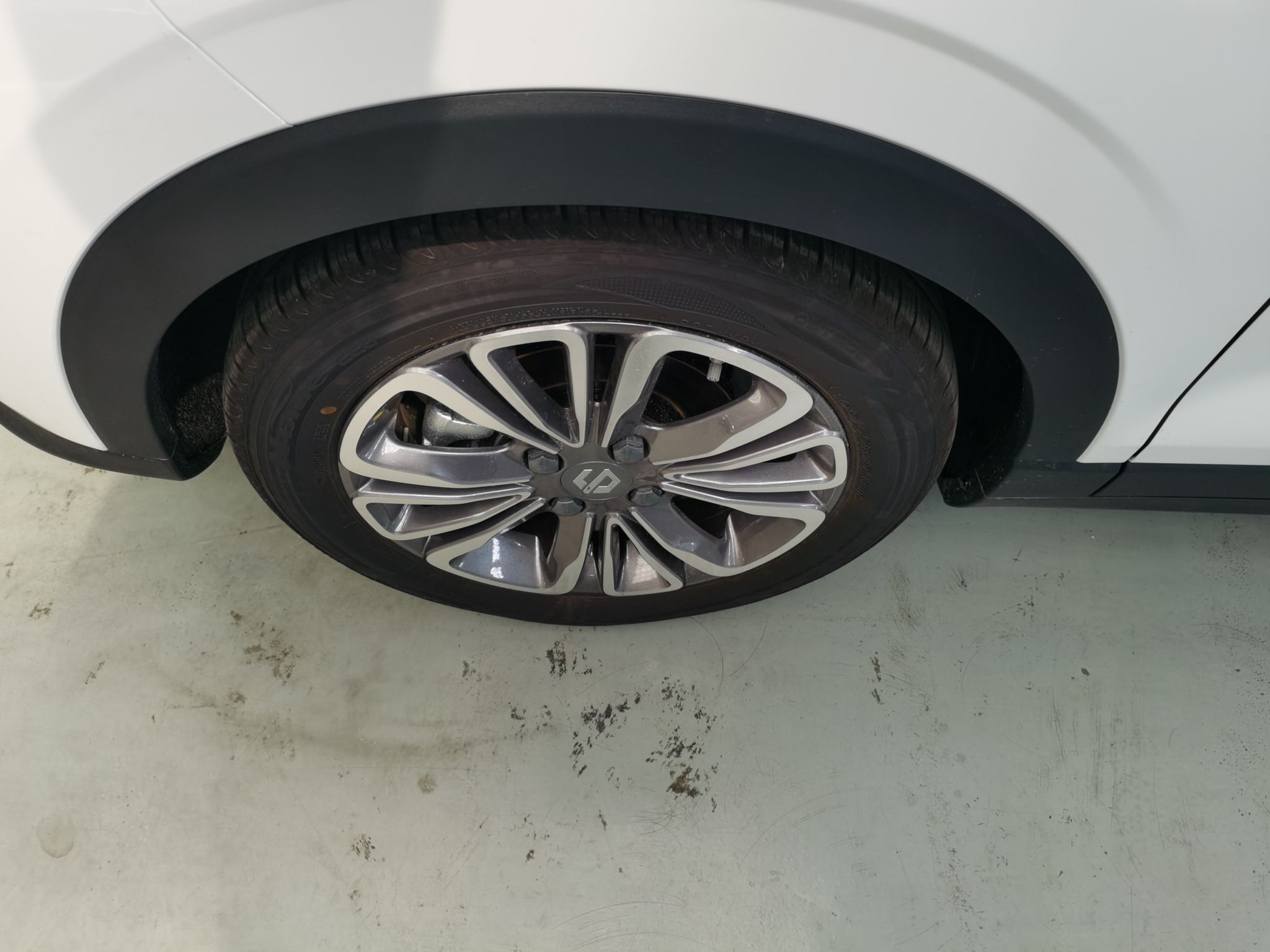 零跑汽车 零跑T03 2021款 400轻享版