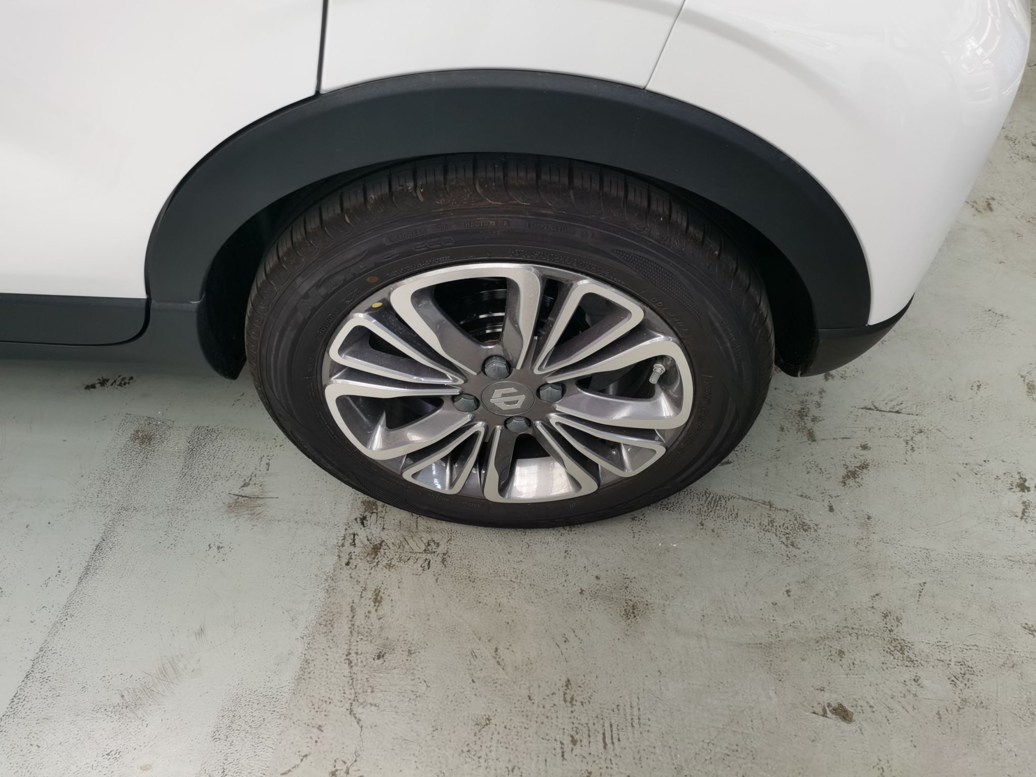 零跑汽车 零跑T03 2021款 400轻享版