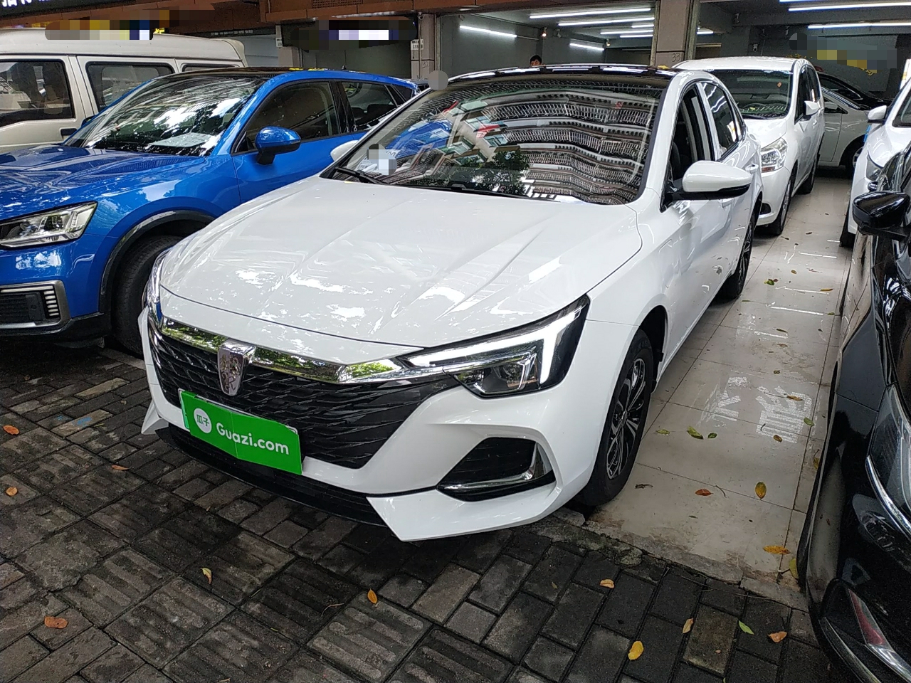 荣威i6 MAX新能源 2022款 EV 500天幕尊享版