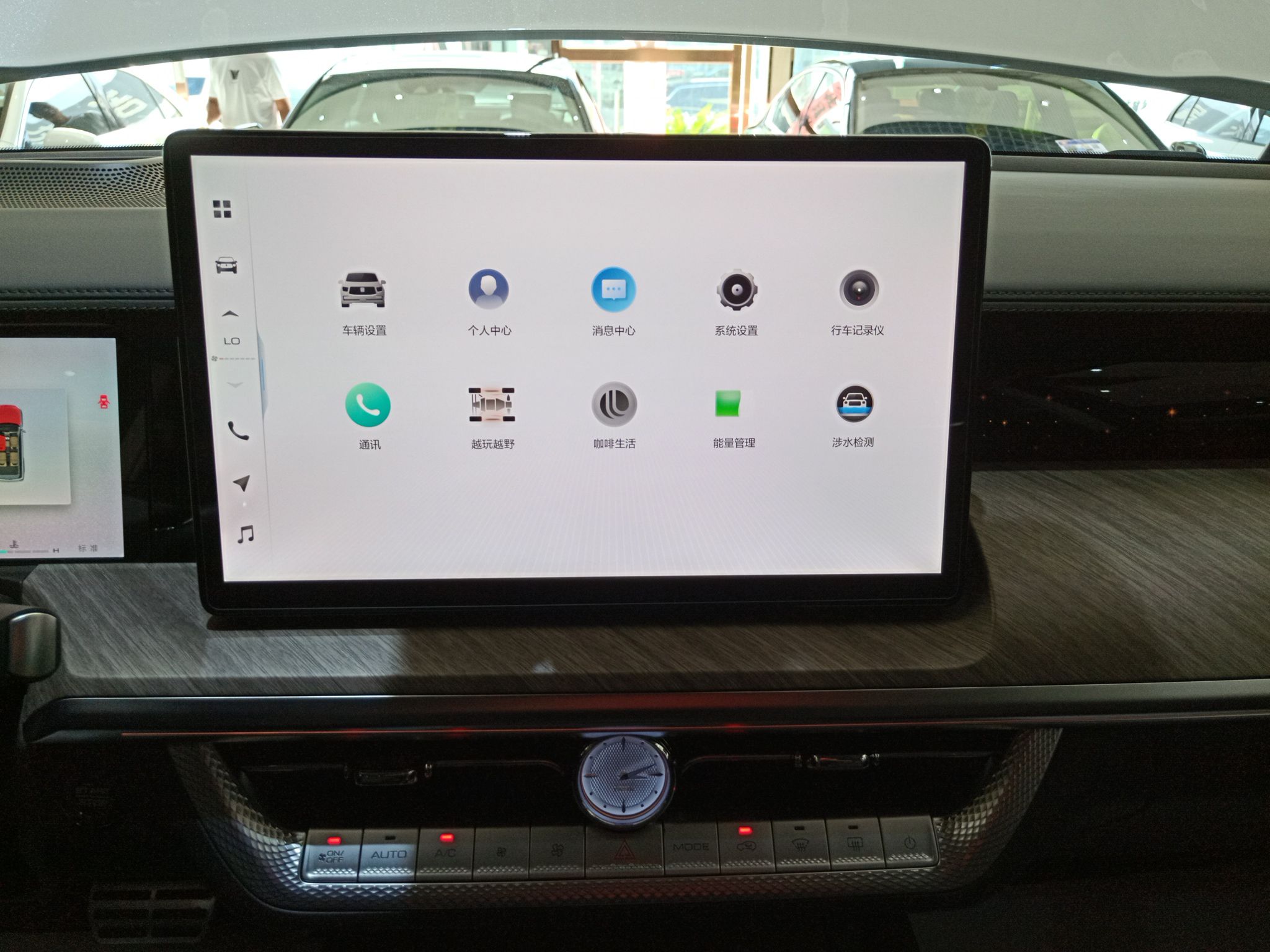 坦克500 2022款 3.0T 运动版 造境型 5座