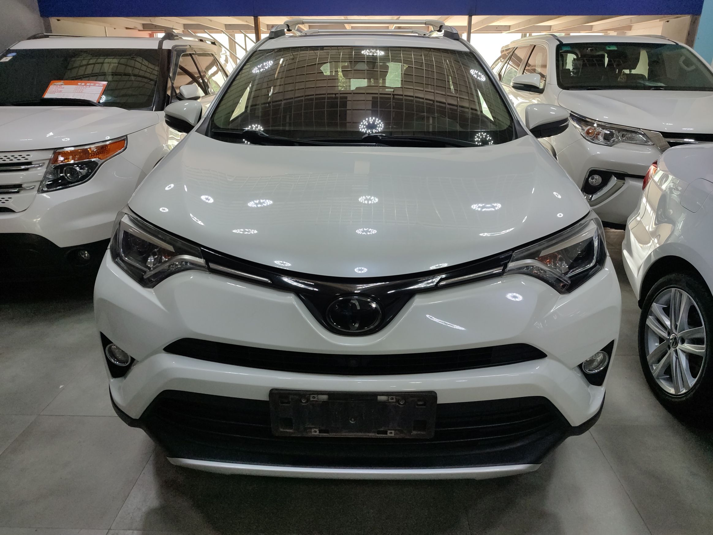 丰田 RAV4 2018款 2.5L 自动四驱精英i版