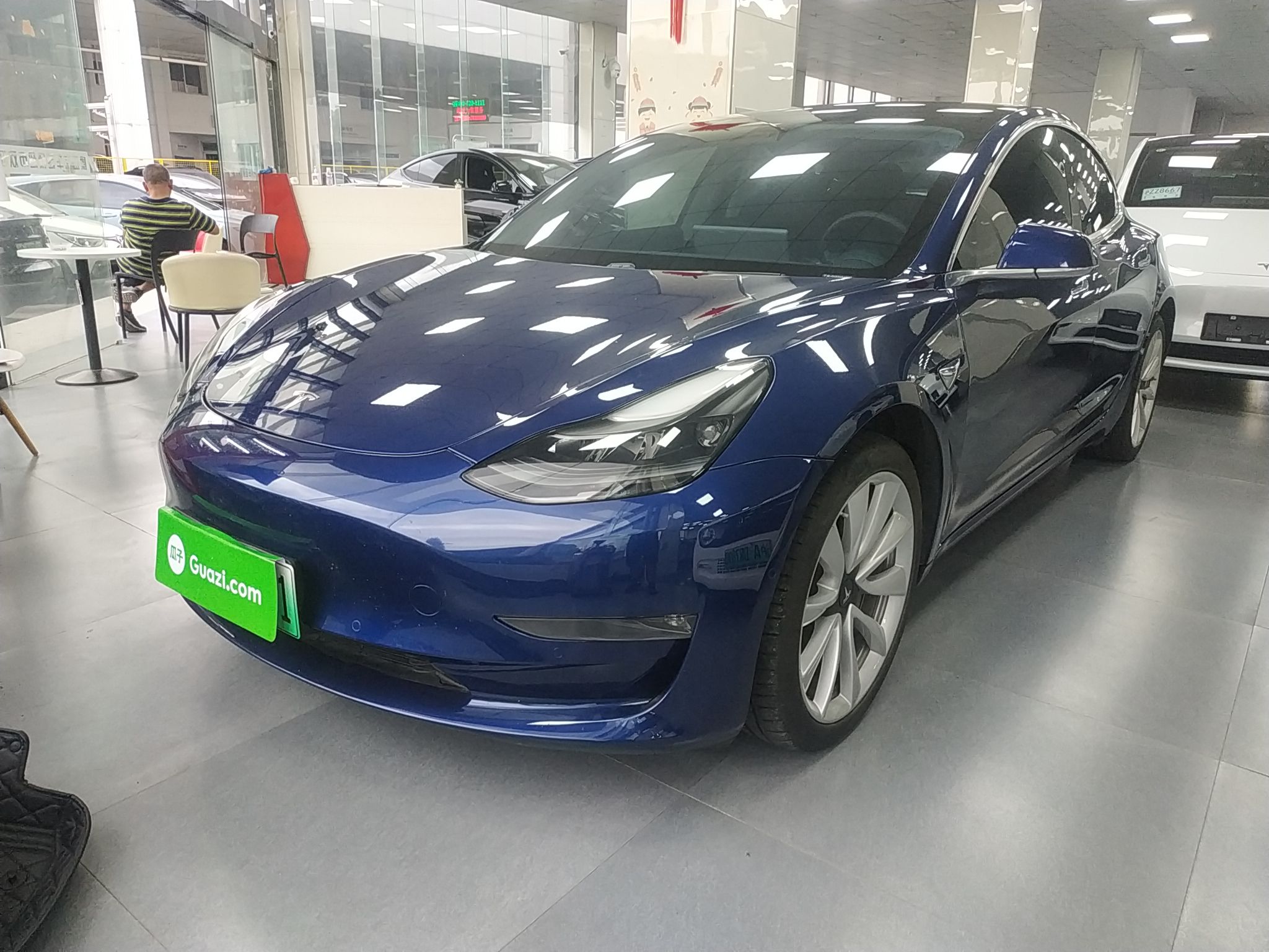 特斯拉 Model 3 2020款 改款 长续航后轮驱动版