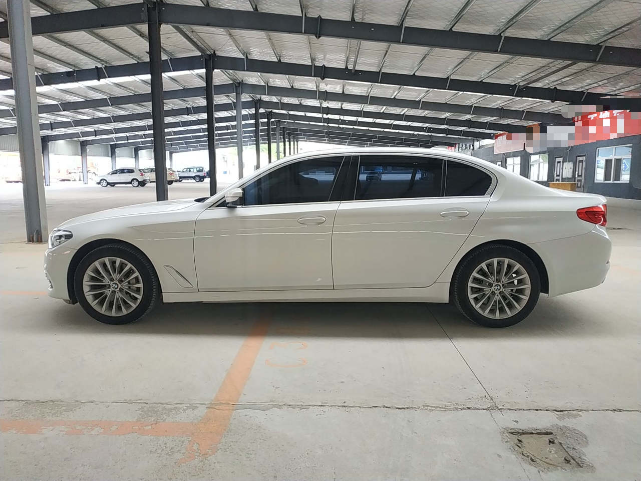 宝马5系 2019款 530Li xDrive 豪华套装