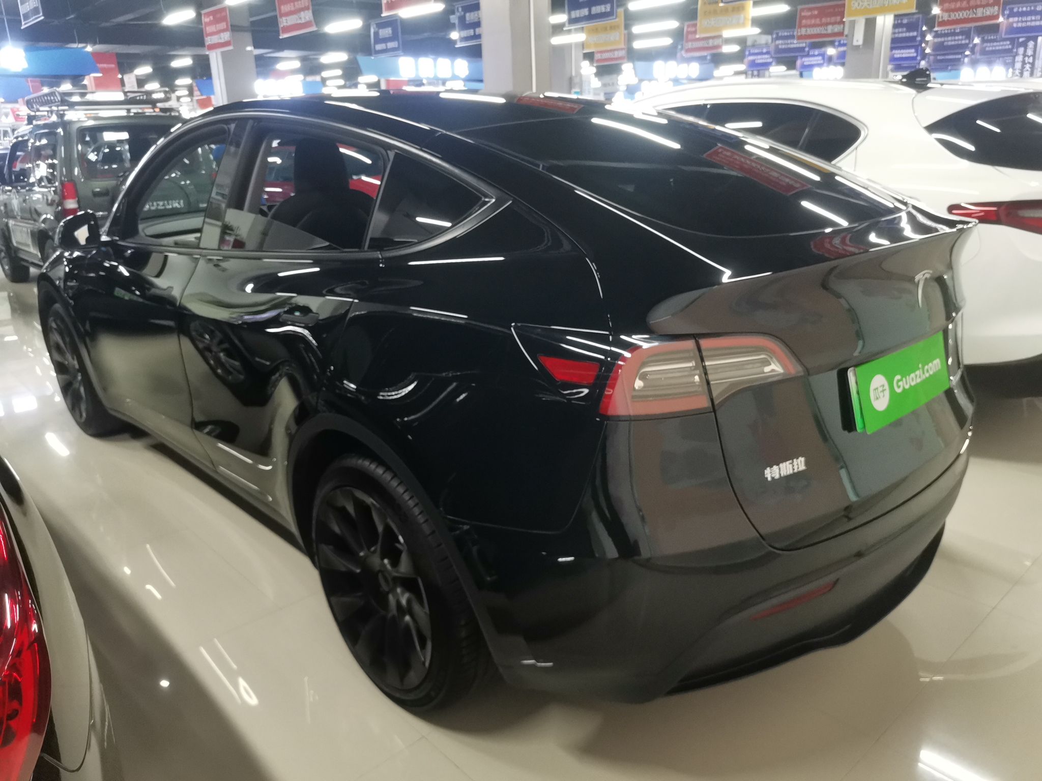 特斯拉 Model Y 2021款 标准续航后驱版