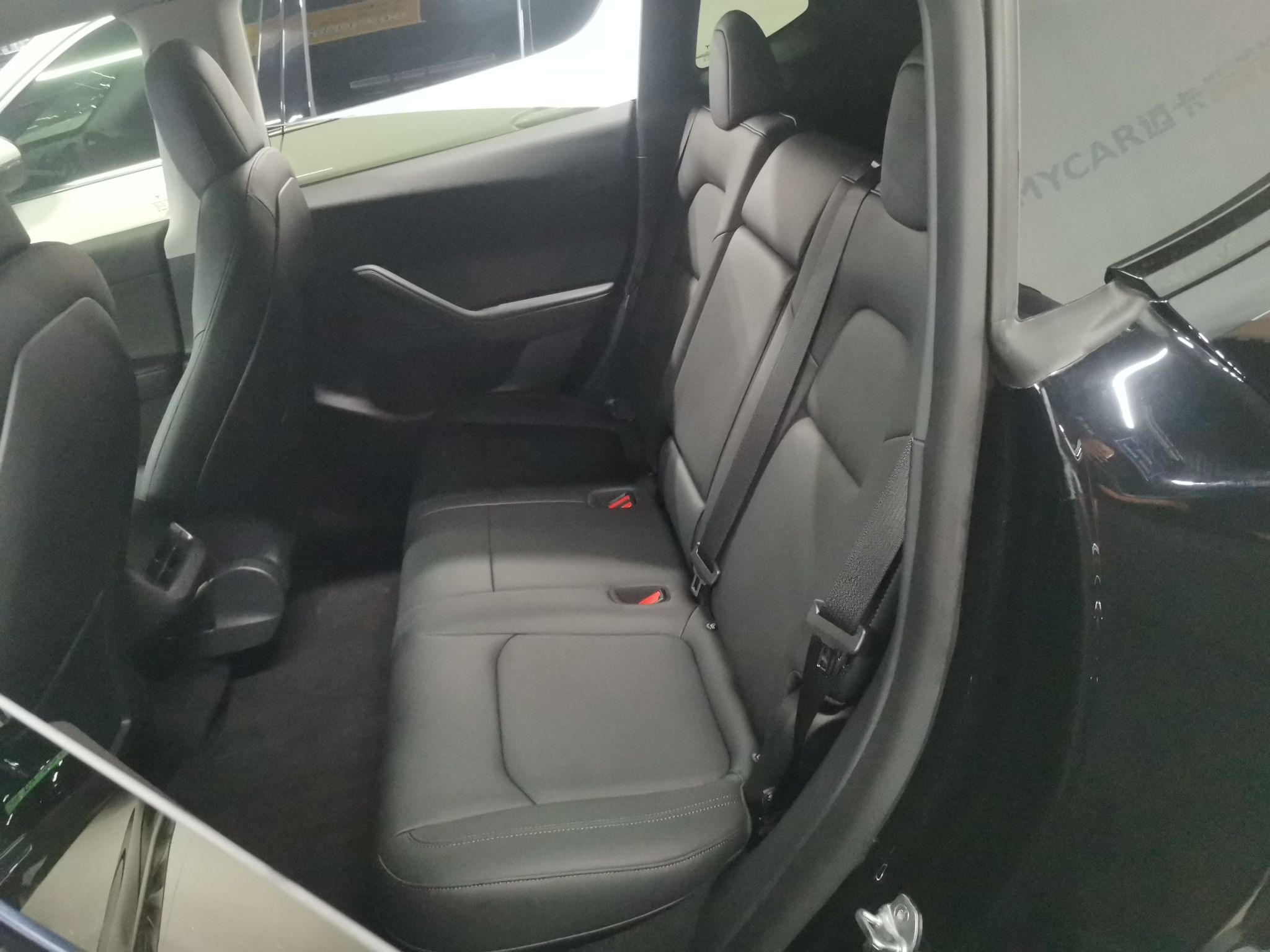 特斯拉 Model Y 2021款 标准续航后驱版