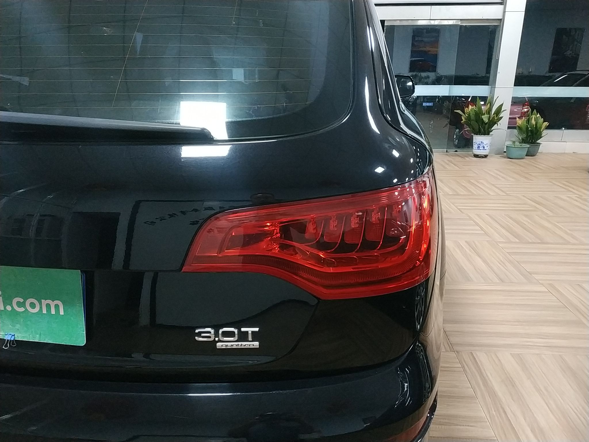 奥迪Q7 2012款 3.0 TFSI 进取型(200kW)(进口)