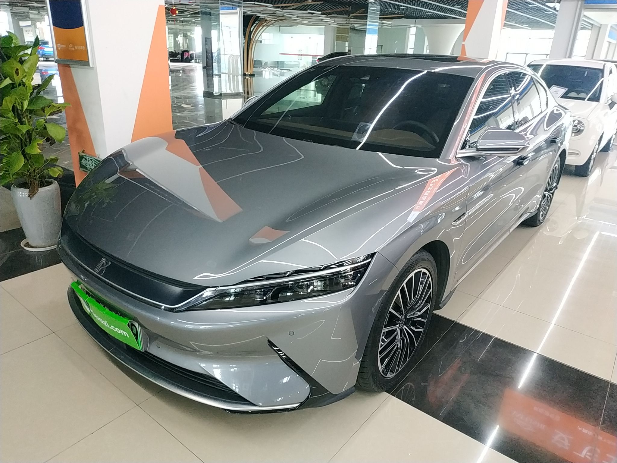 比亚迪 汉 2020款 EV 超长续航版豪华型