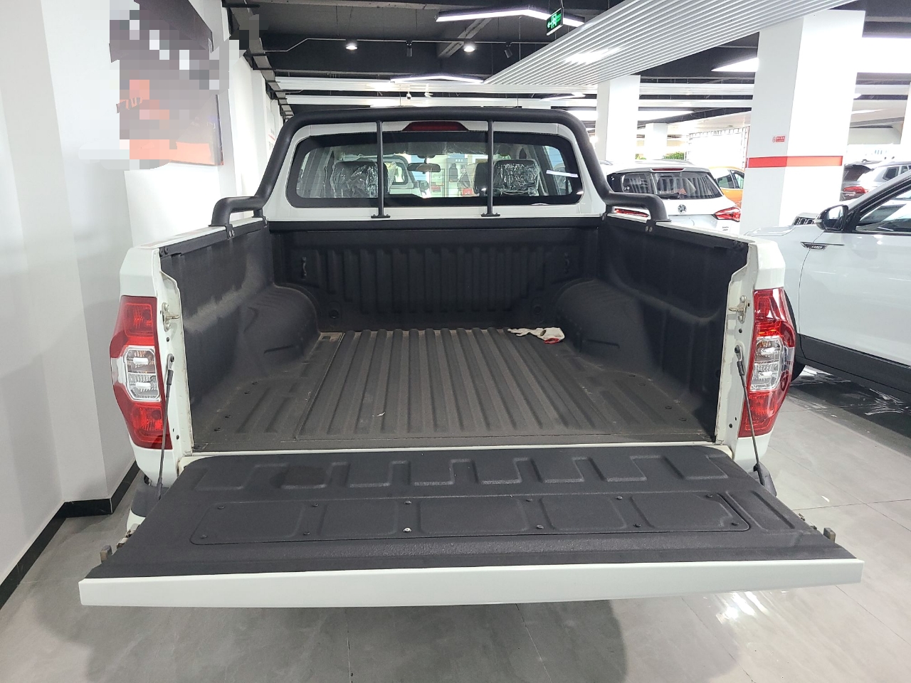 上汽MAXUS 上汽大通T70 2020款 2.0T汽油自动两驱精英型标厢高底盘