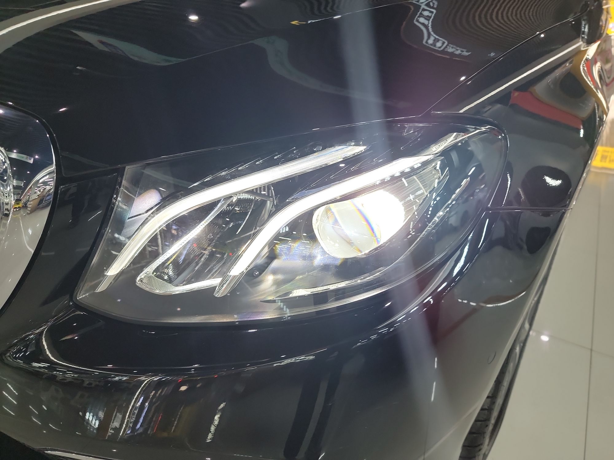 奔驰E级 2020款 改款 E 260 L 4MATIC