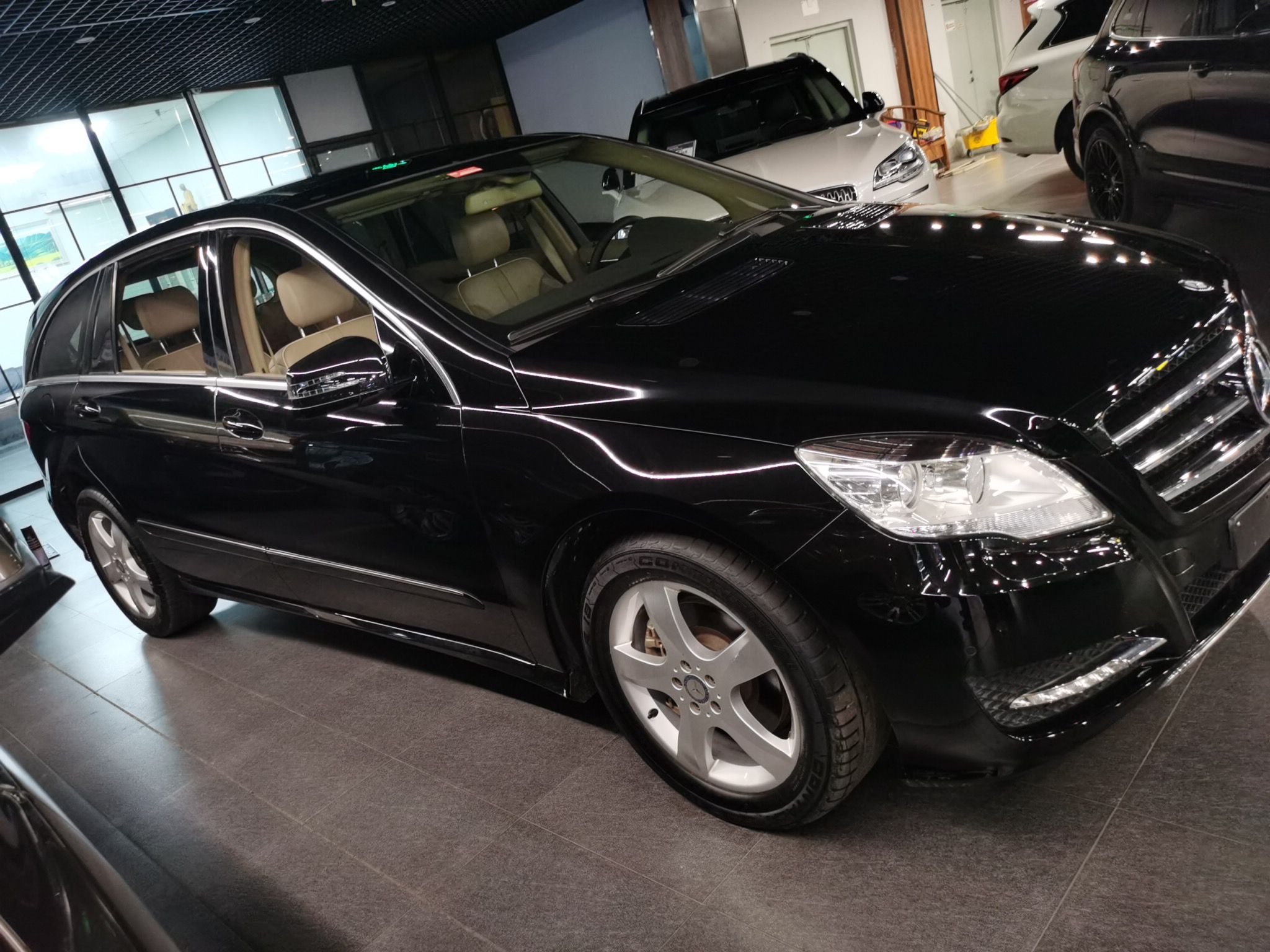 奔驰R级 2014款 R 400 4MATIC 商务型(进口)