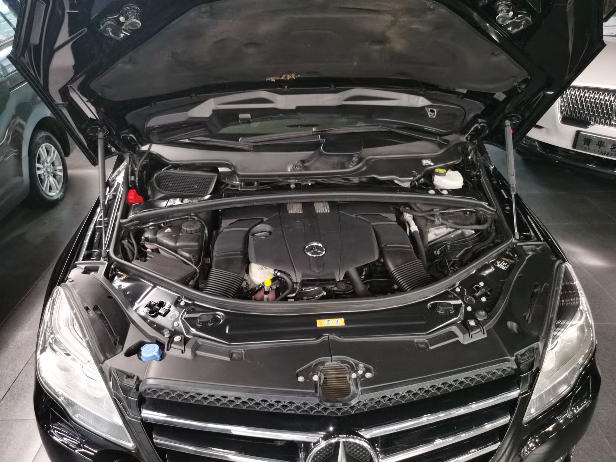 奔驰R级 2014款 R 400 4MATIC 商务型(进口)