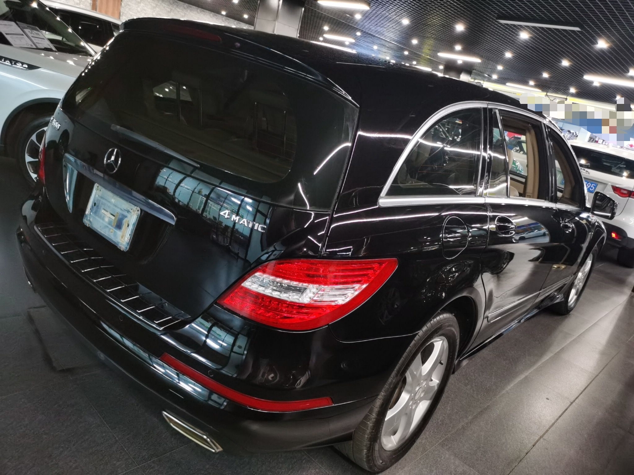 奔驰R级 2014款 R 400 4MATIC 商务型(进口)