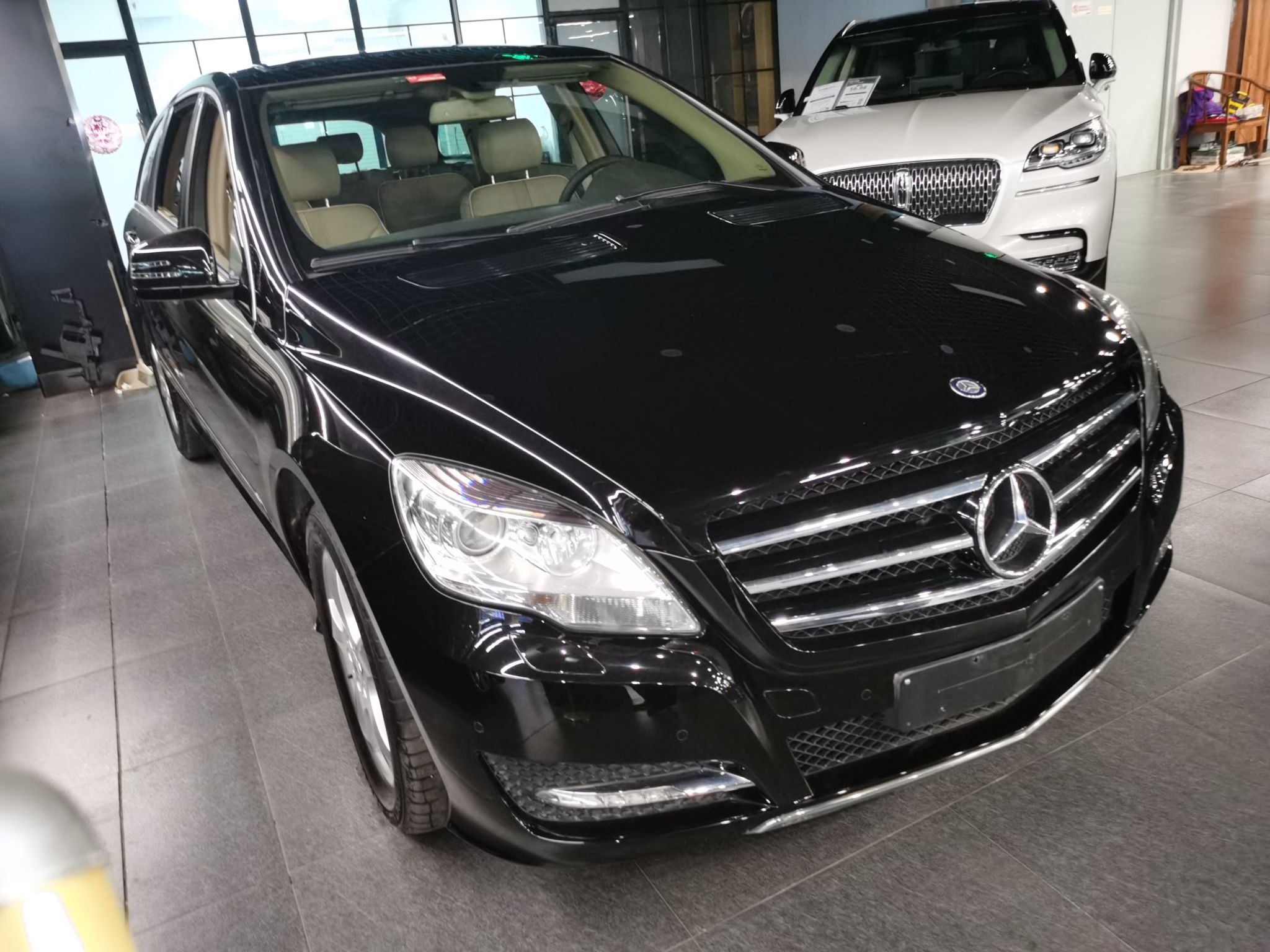 奔驰R级 2014款 R 400 4MATIC 商务型(进口)