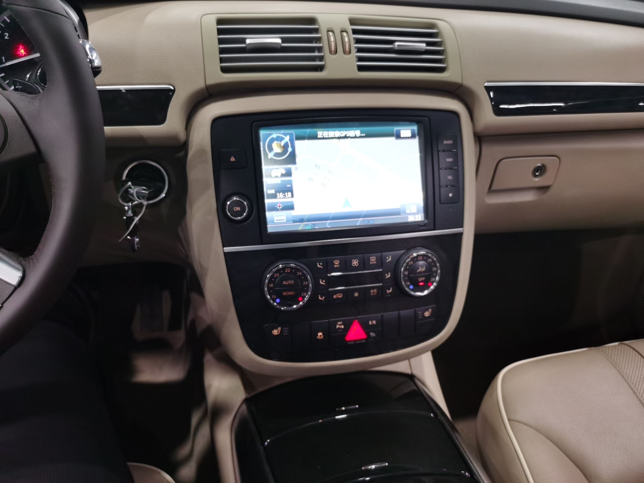 奔驰R级 2014款 R 400 4MATIC 商务型(进口)