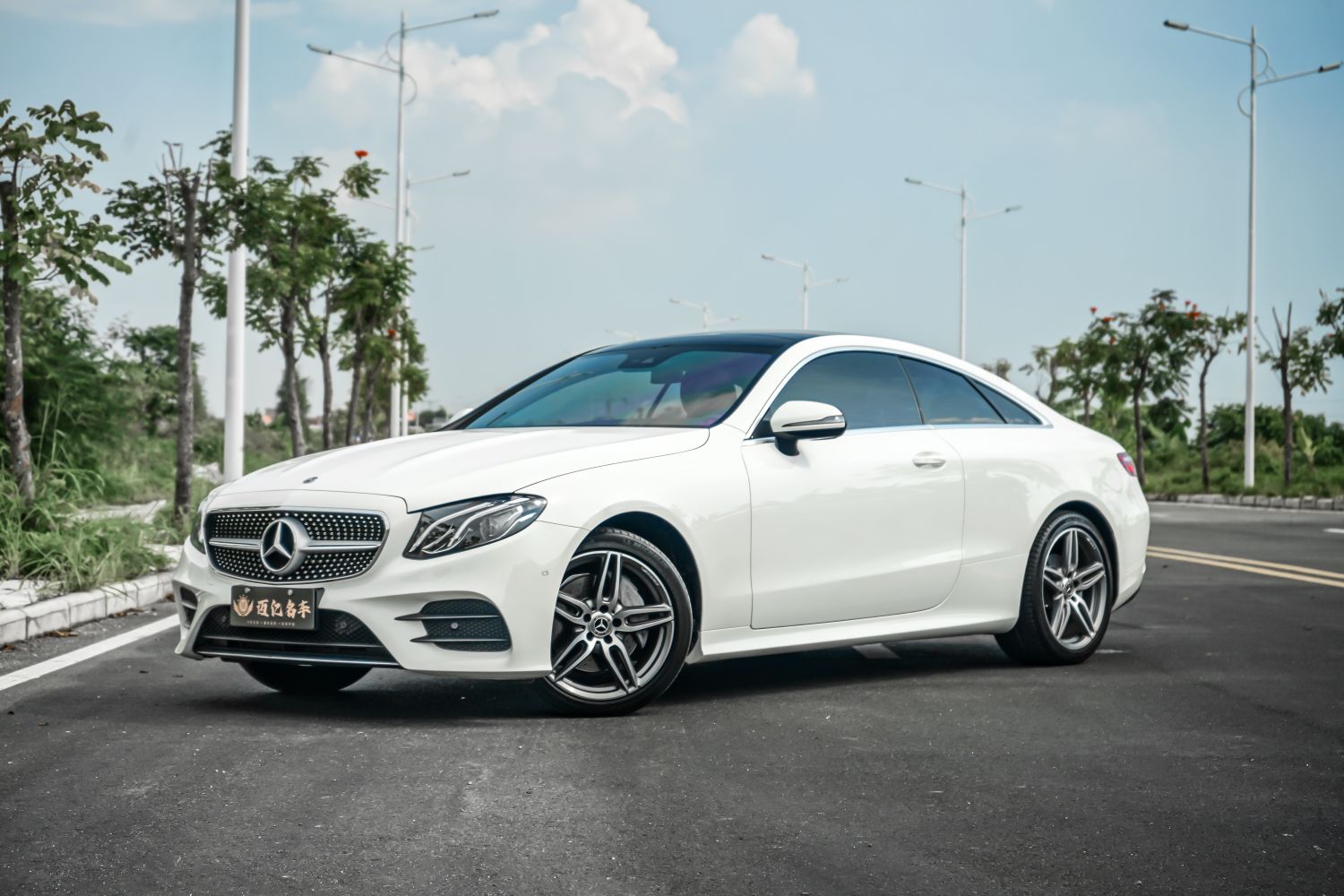 奔驰E级 2018款 E 200 轿跑车(进口)