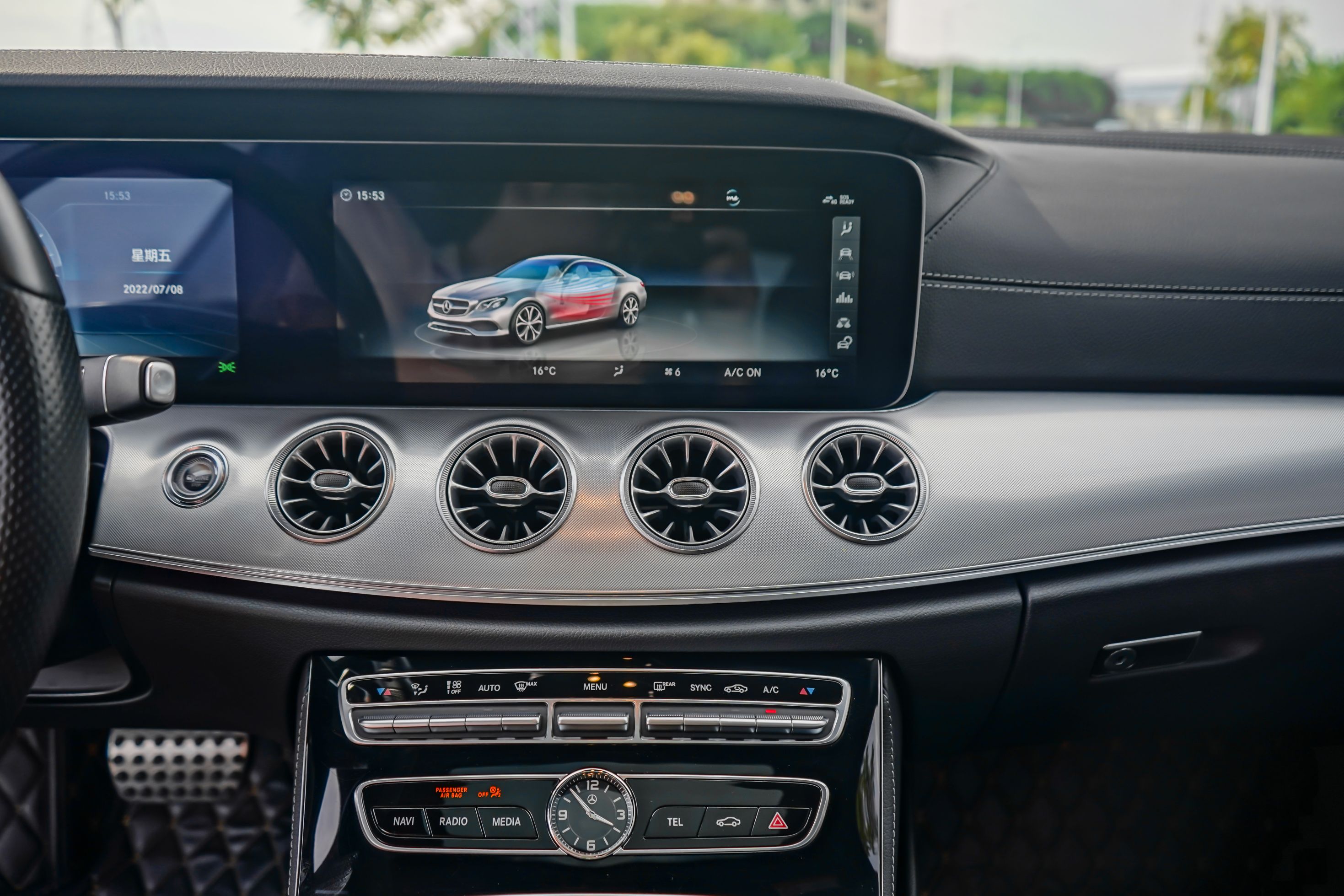 奔驰E级 2018款 E 200 轿跑车(进口)