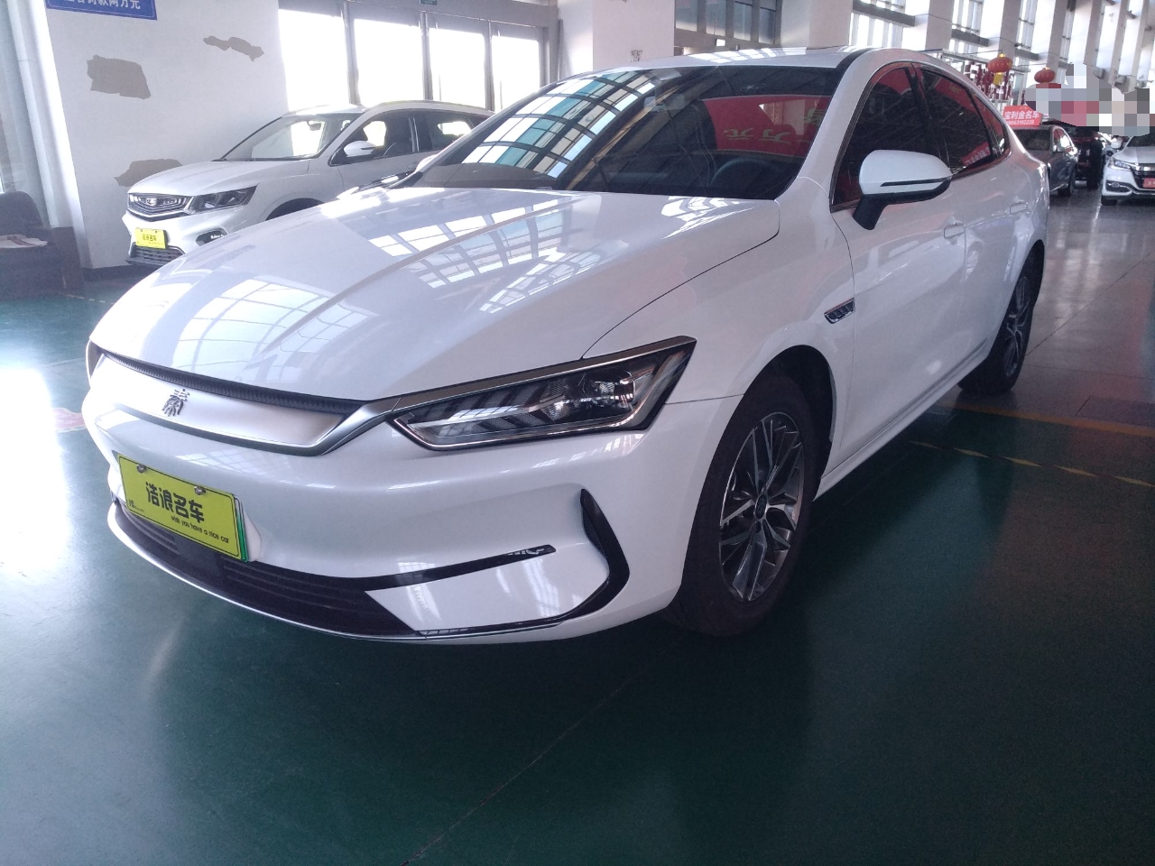 比亚迪 秦PLUS 2021款 EV 400KM 豪华型