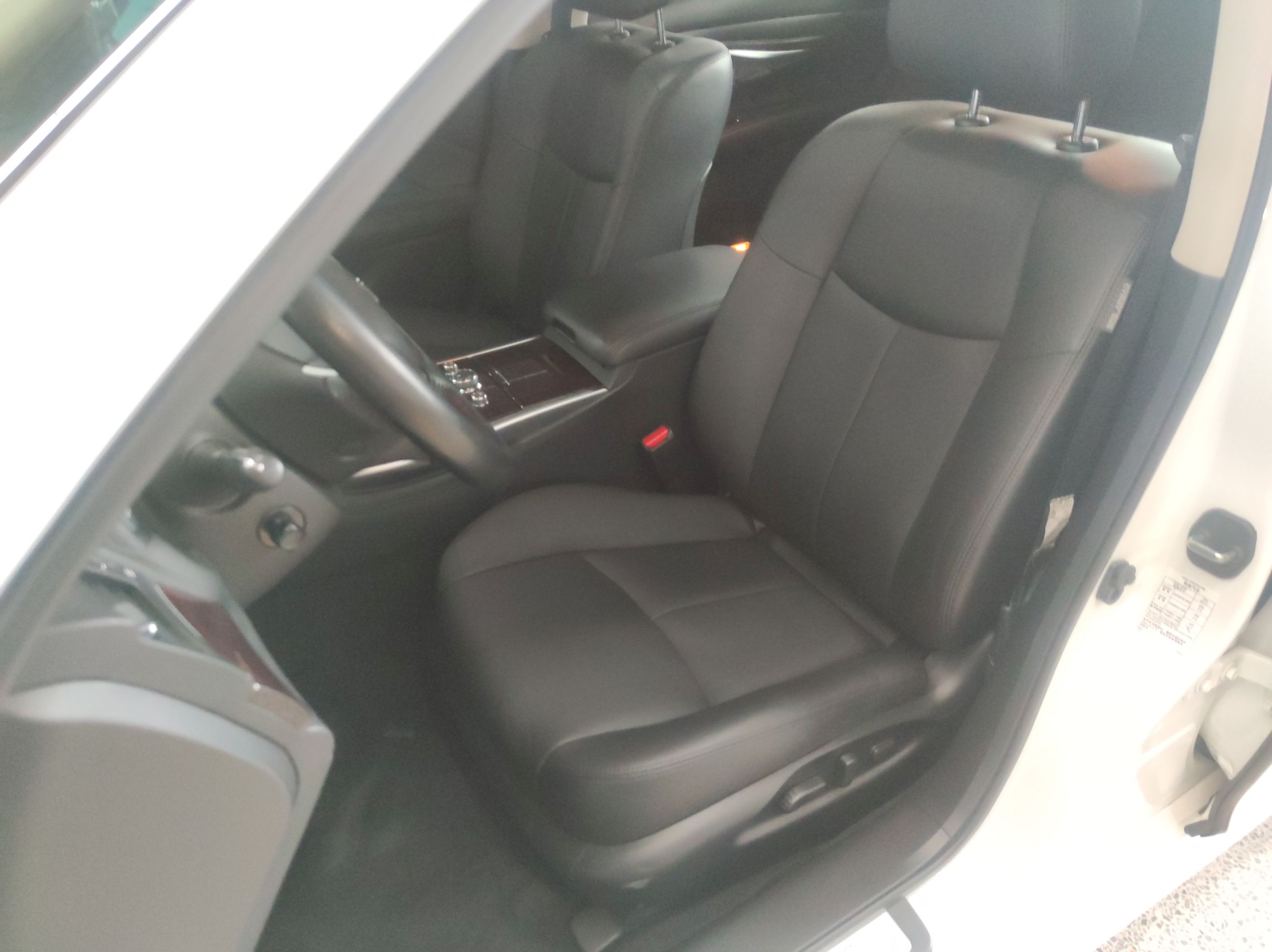 英菲尼迪Q70L 2015款 Q70L 2.5L 悦享版(进口)