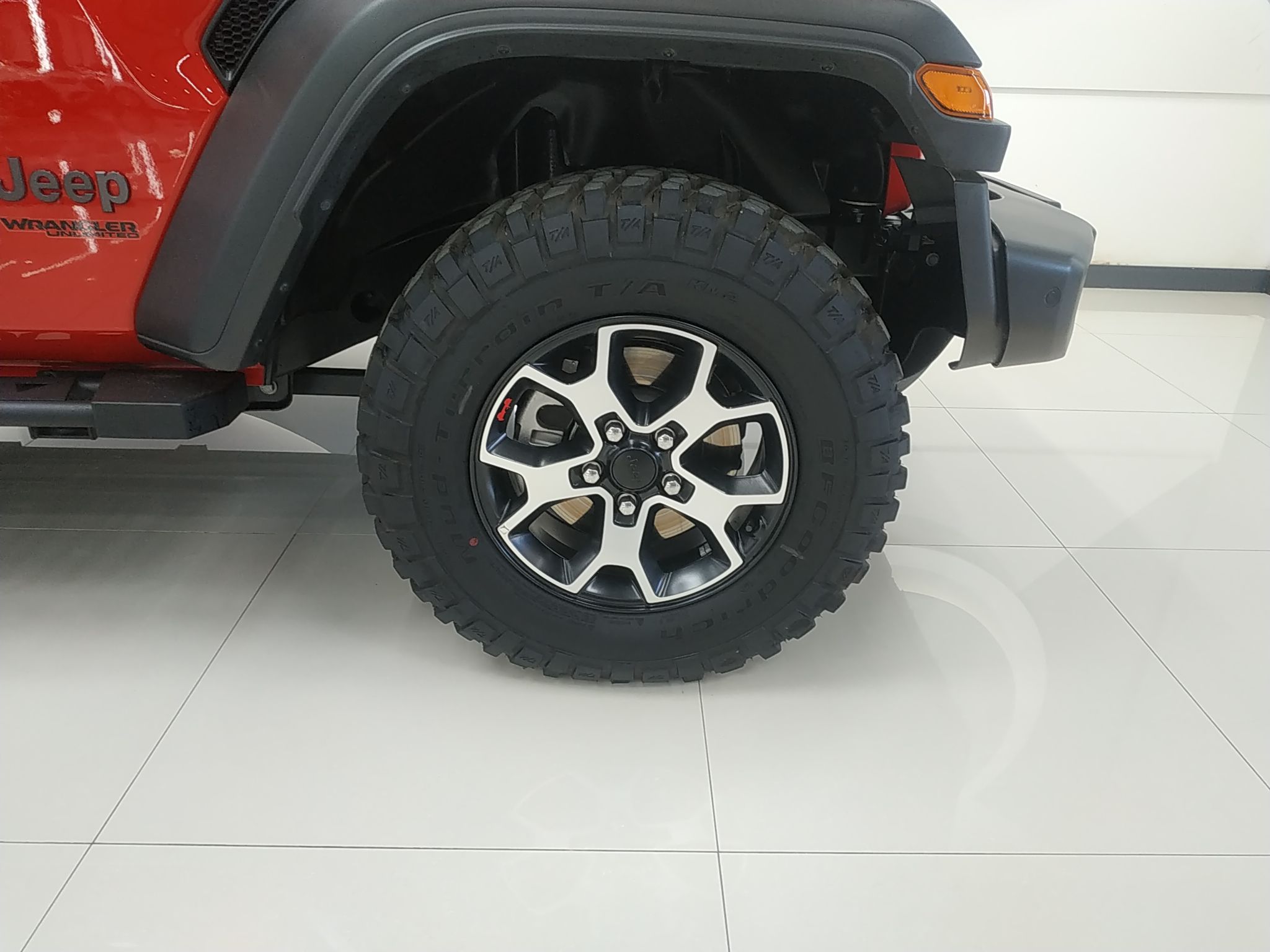 Jeep 牧马人 2021款 2.0T Rubicon 四门版(进口)