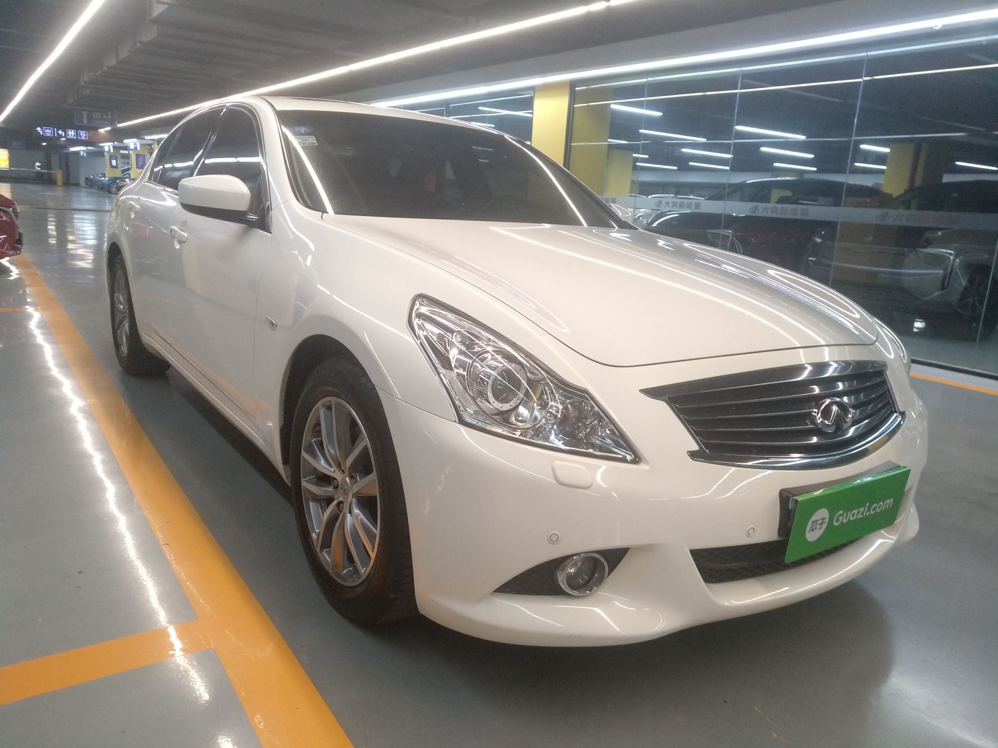 英菲尼迪G系列 2013款 G25 Sedan 运动版(进口)